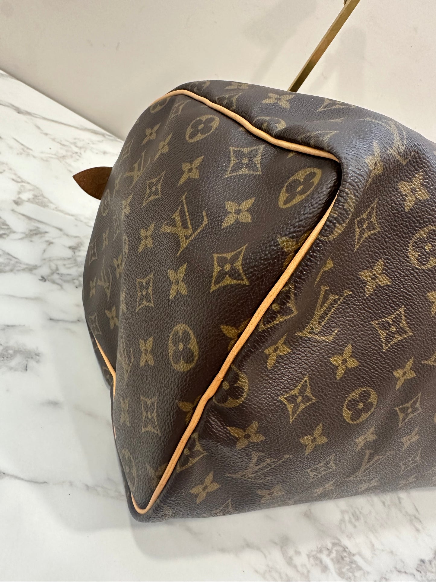 Louis Vuitton Speedy 40