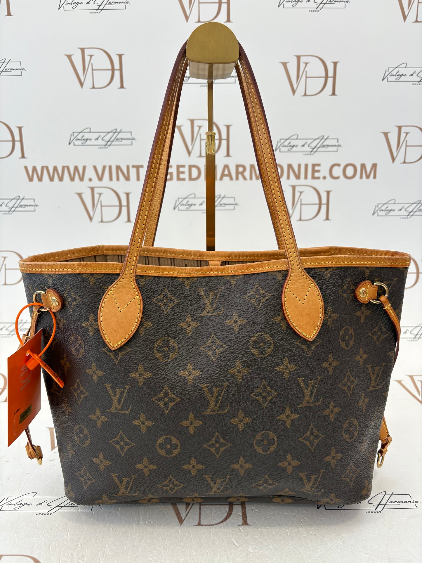 018855 - Louis Vuitton Neverfull PM