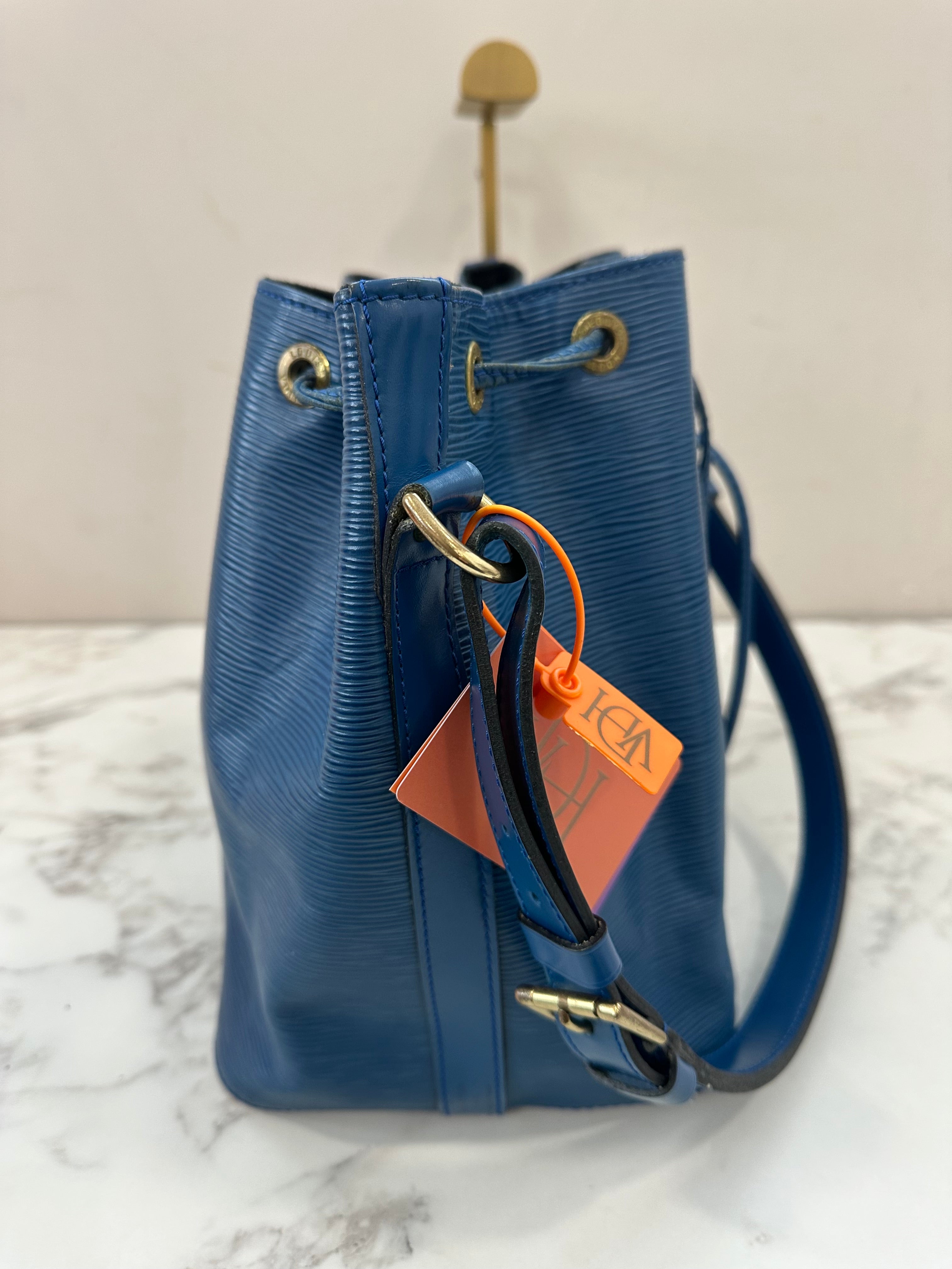 Louis Vuitton Petite Noé  Epi Blue