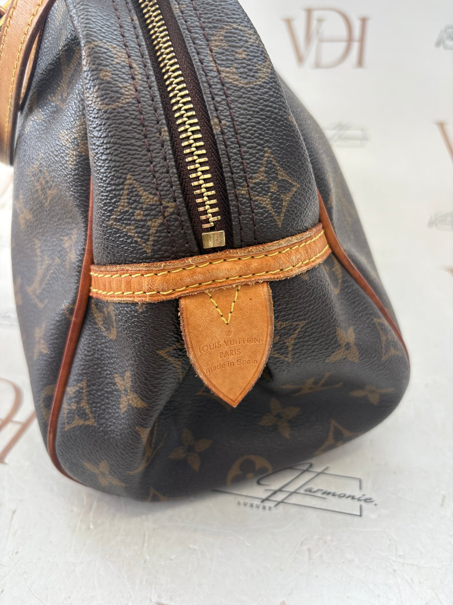 018742 - Louis Vuitton Montorgueil PM
