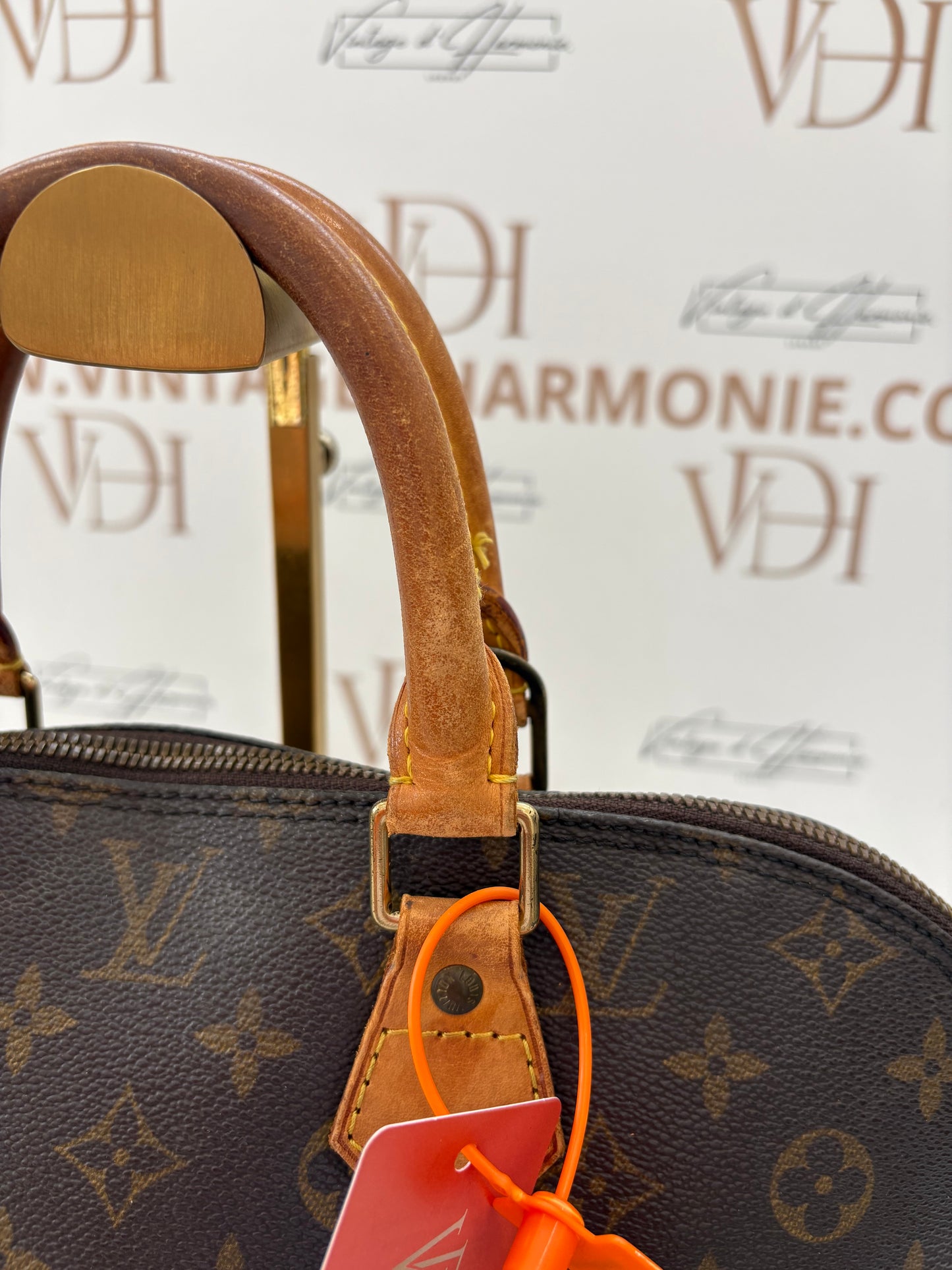 018331 - Louis Vuitton Alma