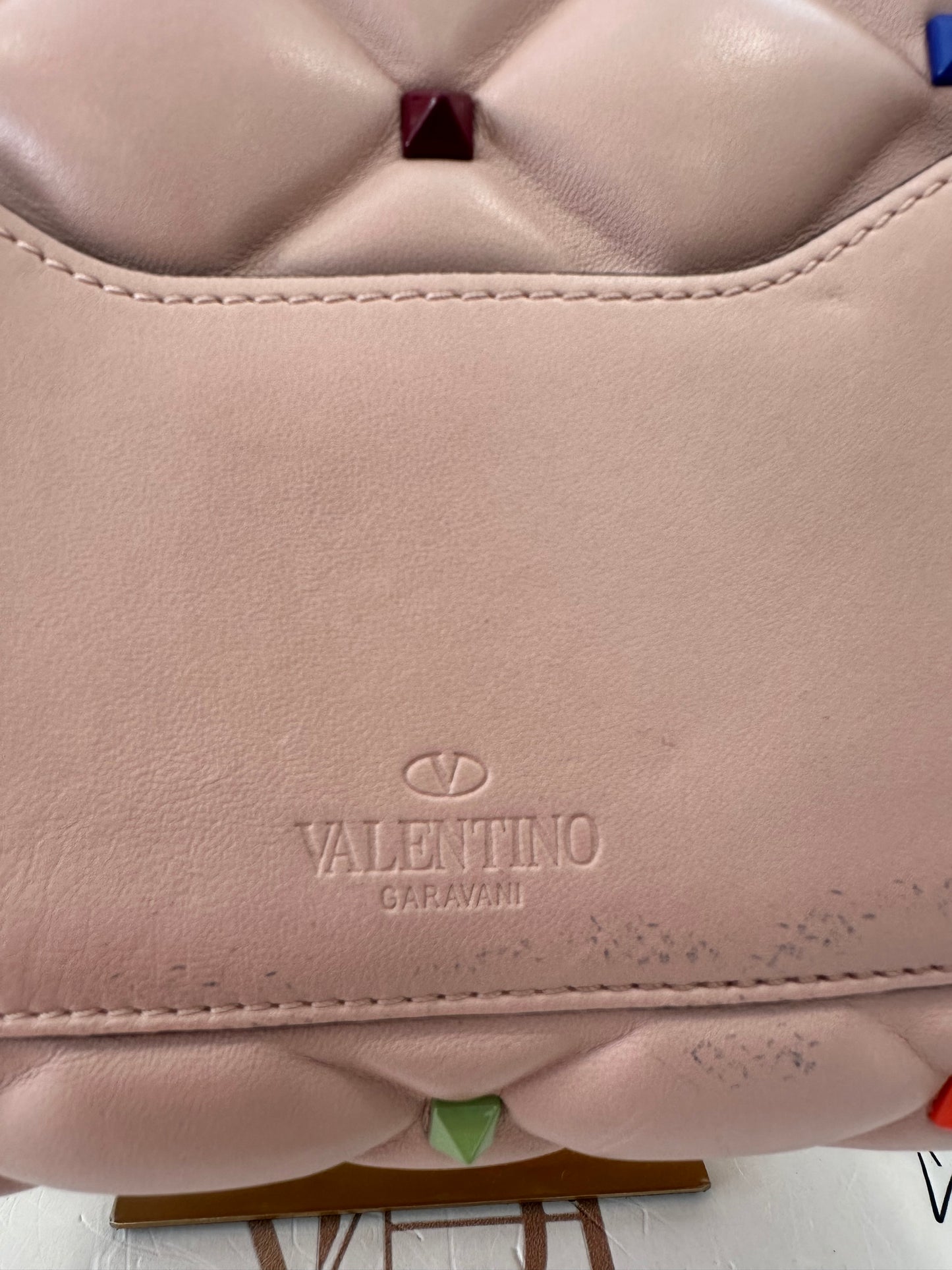 382347 - Valentino Candystud