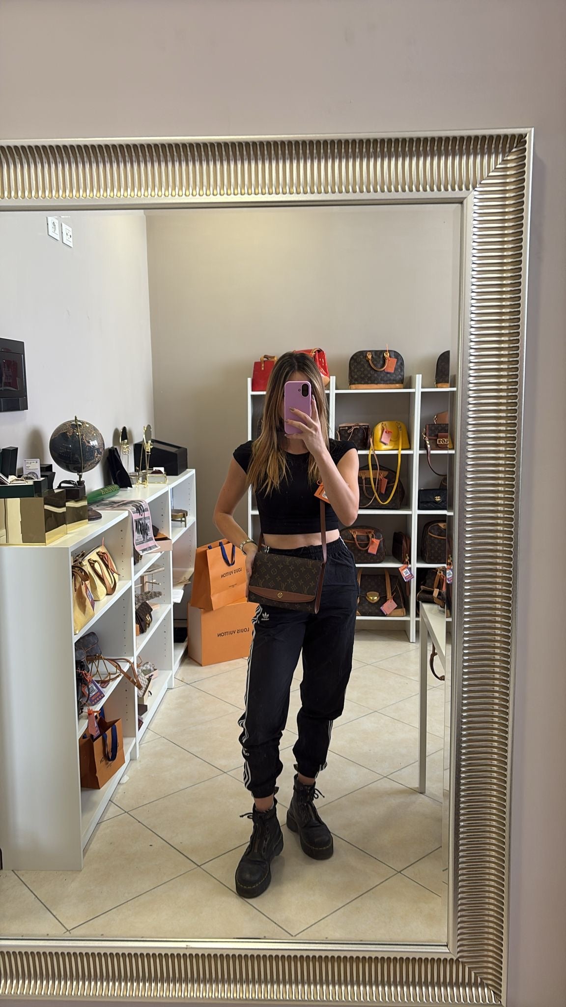 Louis Vuitton Bordeaux 23