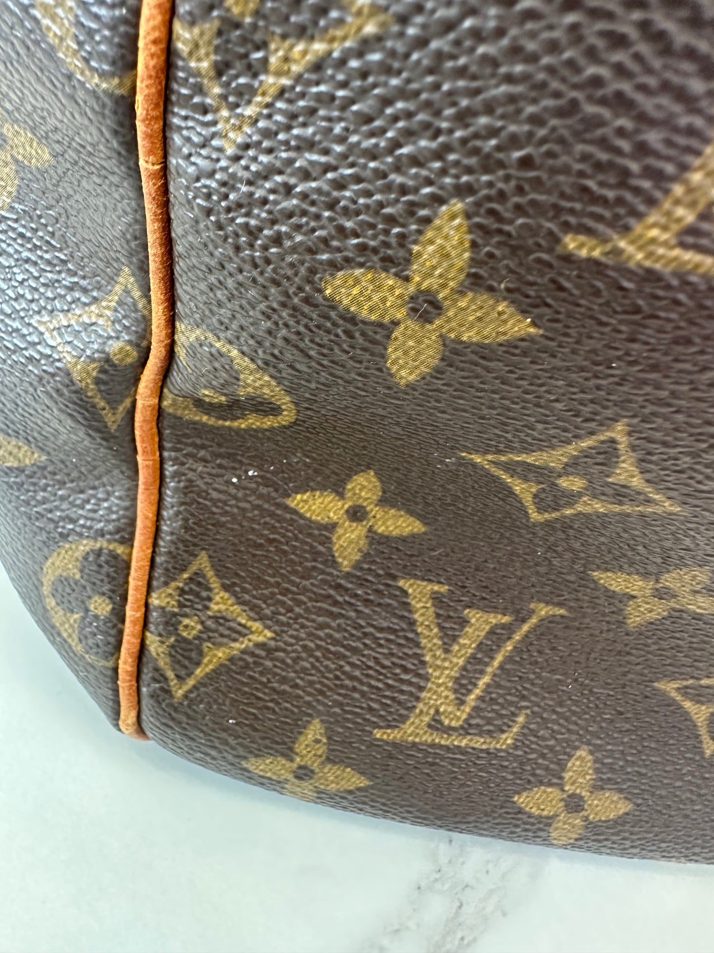 Louis Vuitton Keepall 55 Bandouliere