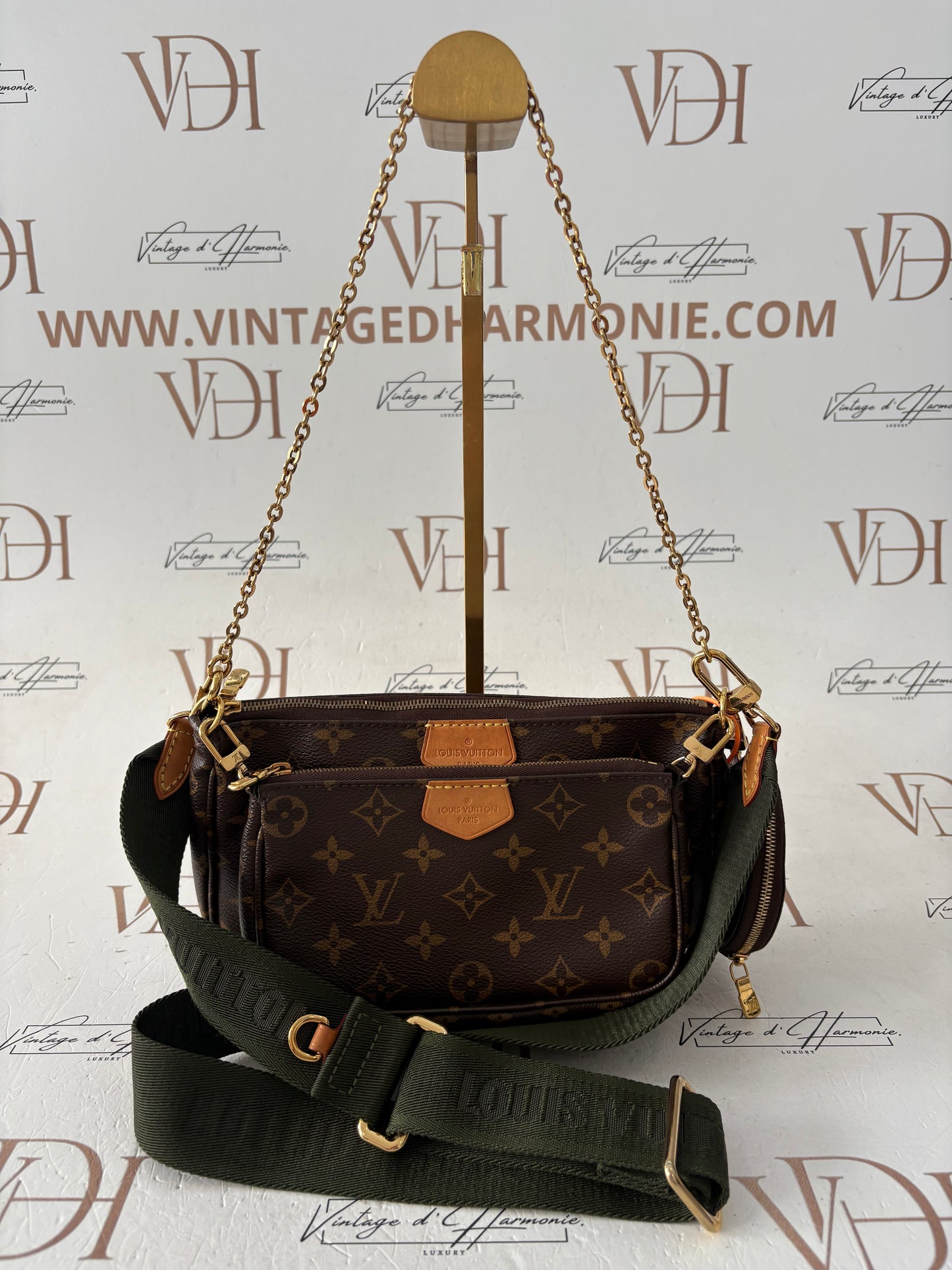 201426 - Louis Vuitton Multipochette