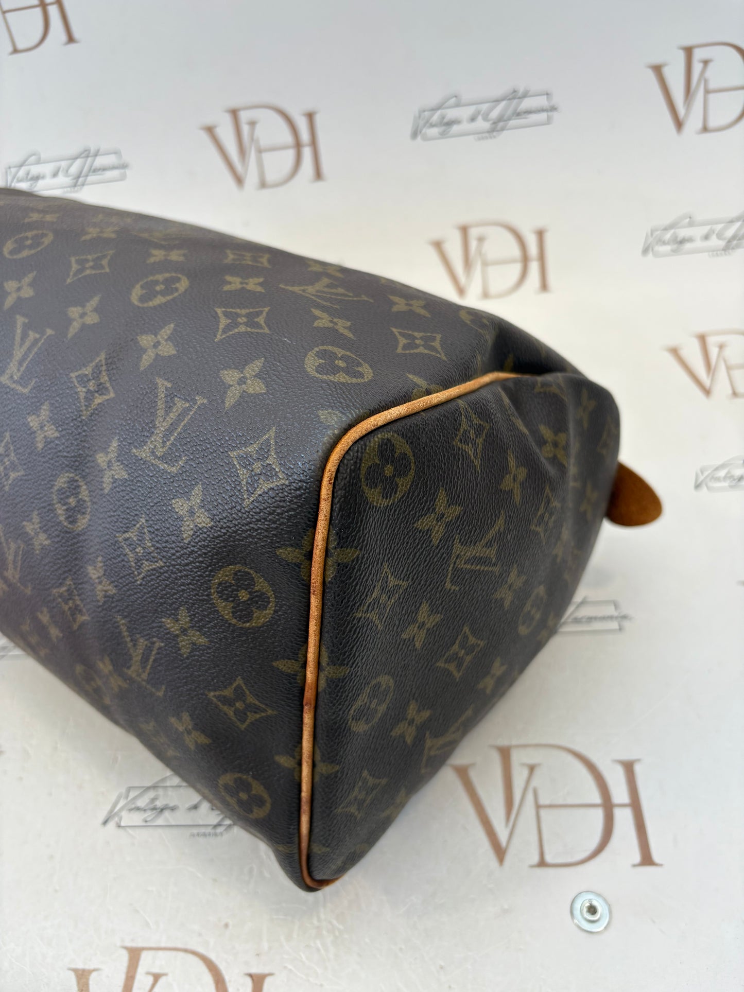 018545 - Louis Vuitton Speedy 35