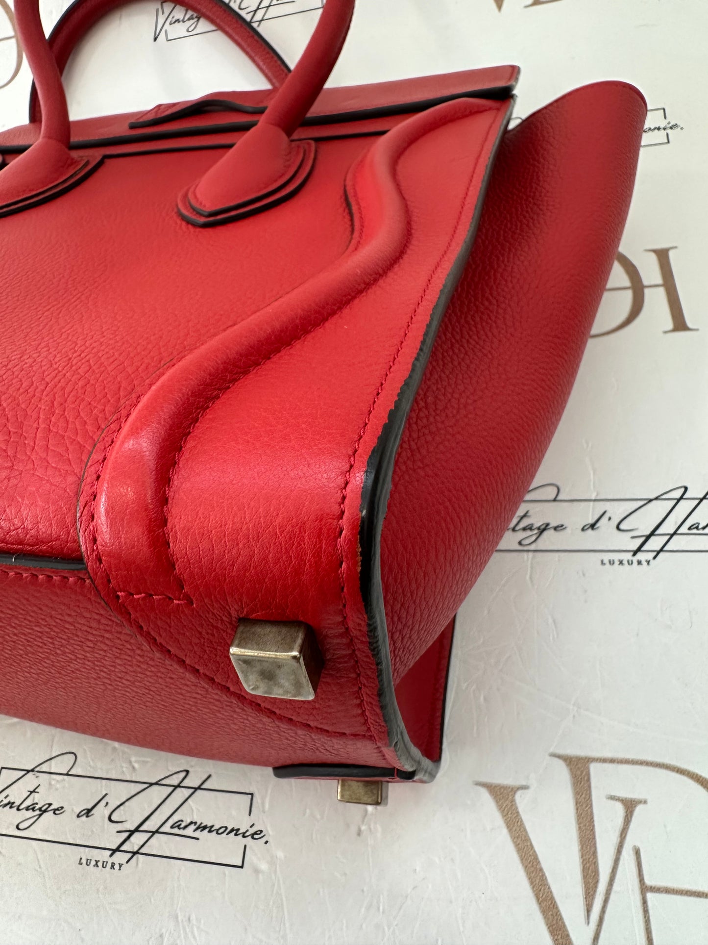 382909 - Celine Luggage Red