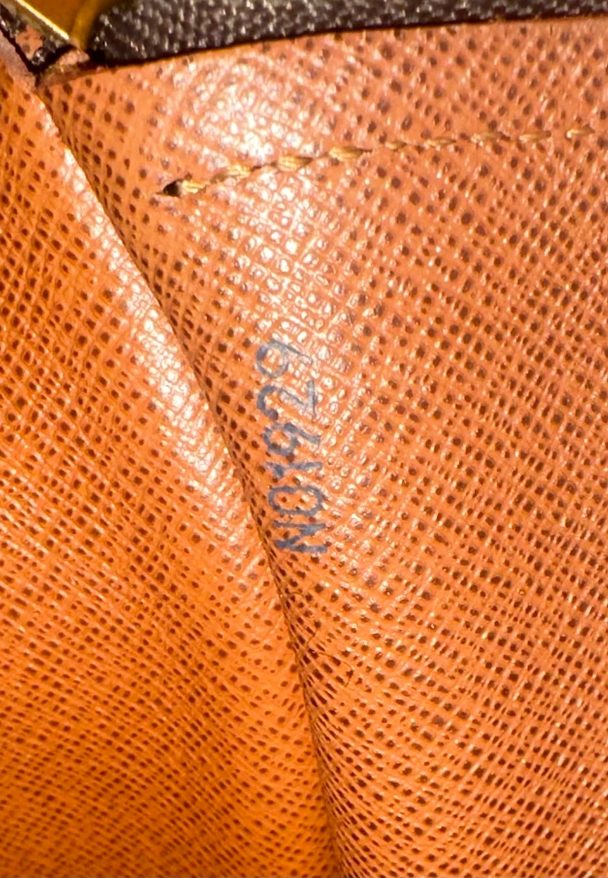 Louis Vuitton Papillon 30