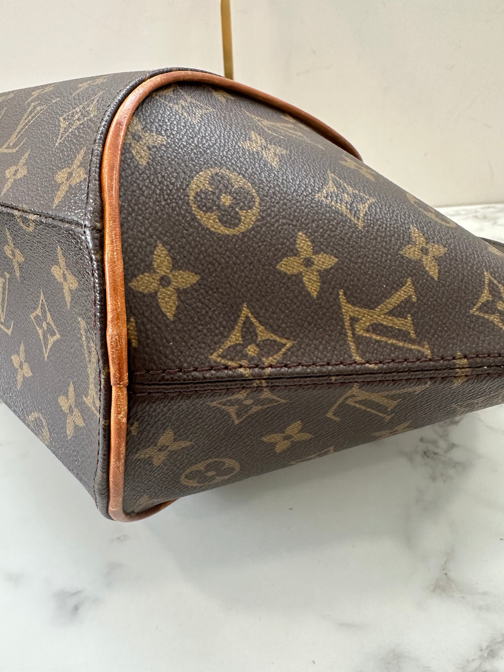 Louis Vuitton Ellipse MM