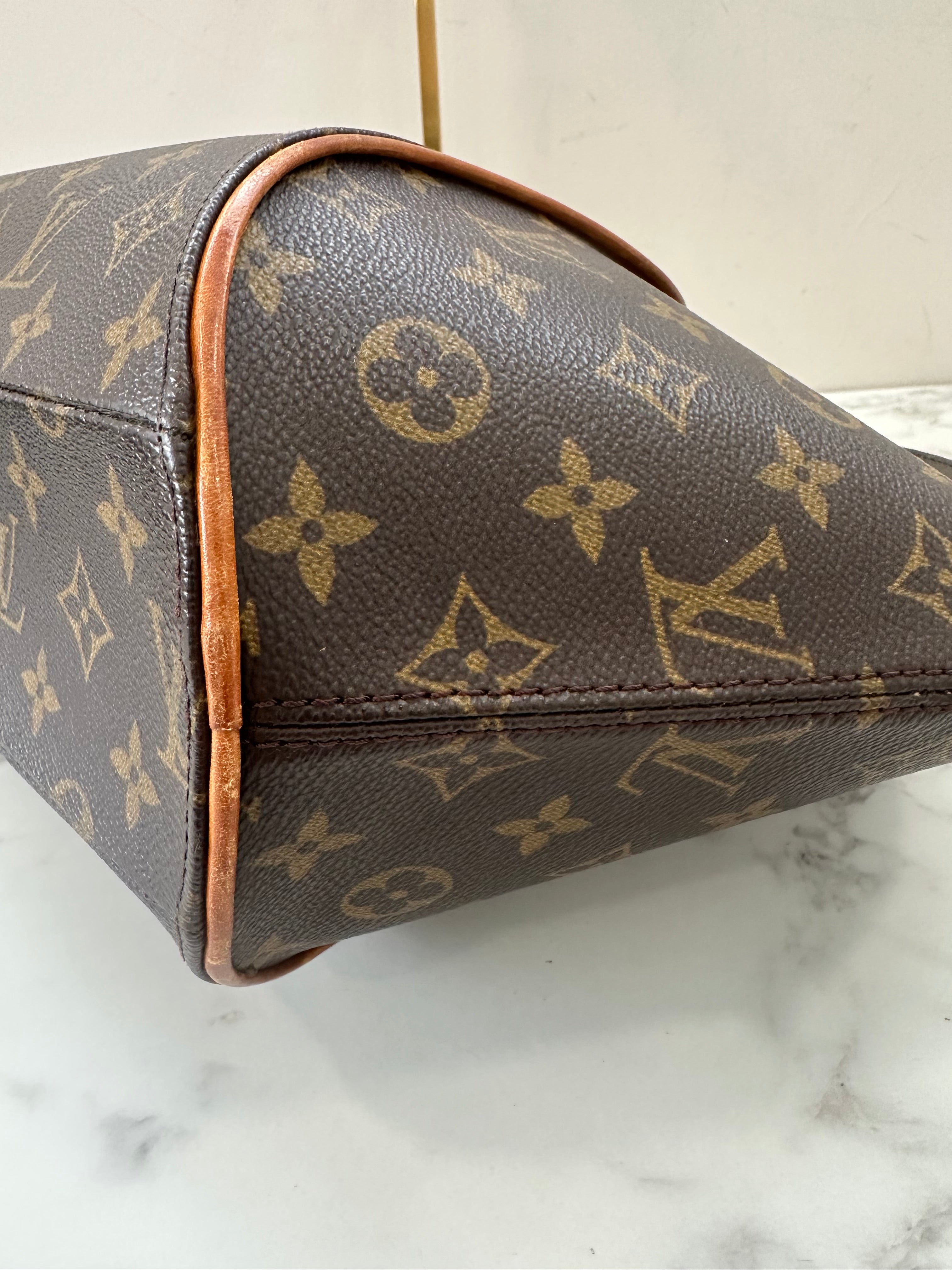 Louis Vuitton Ellipse MM