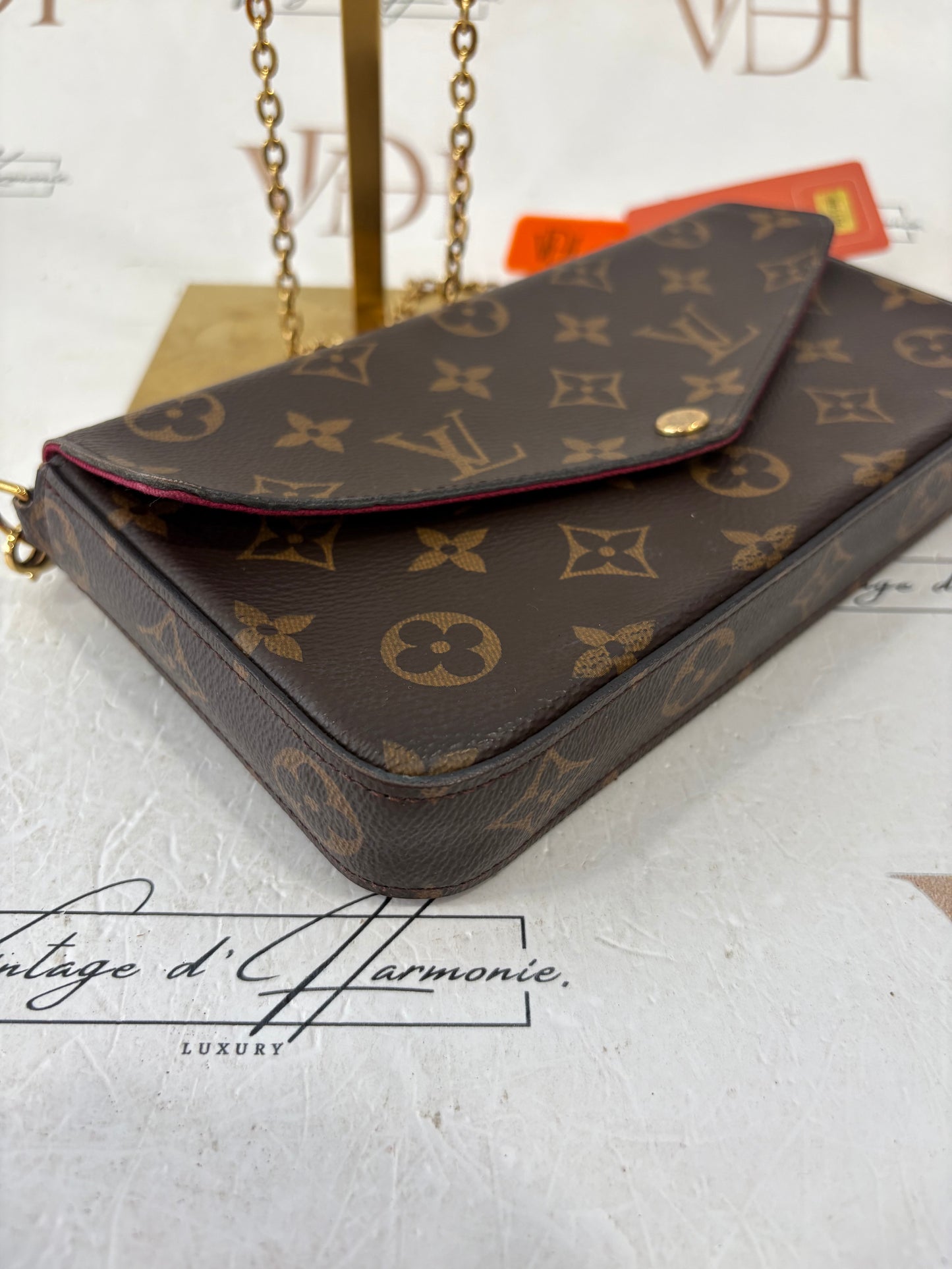 201586 - Louis Vuitton Felicie