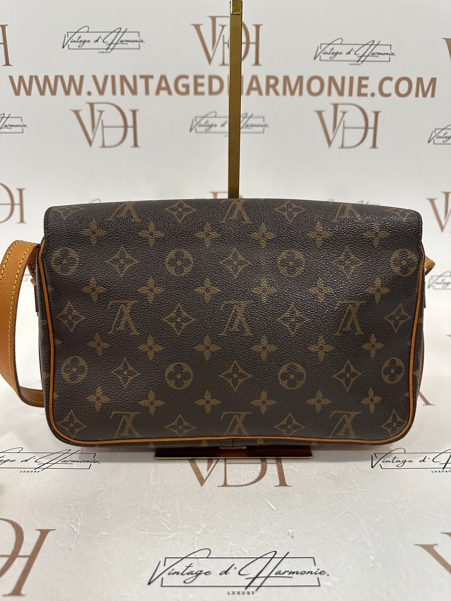 016865 - Louis Vuitton Saint German 27