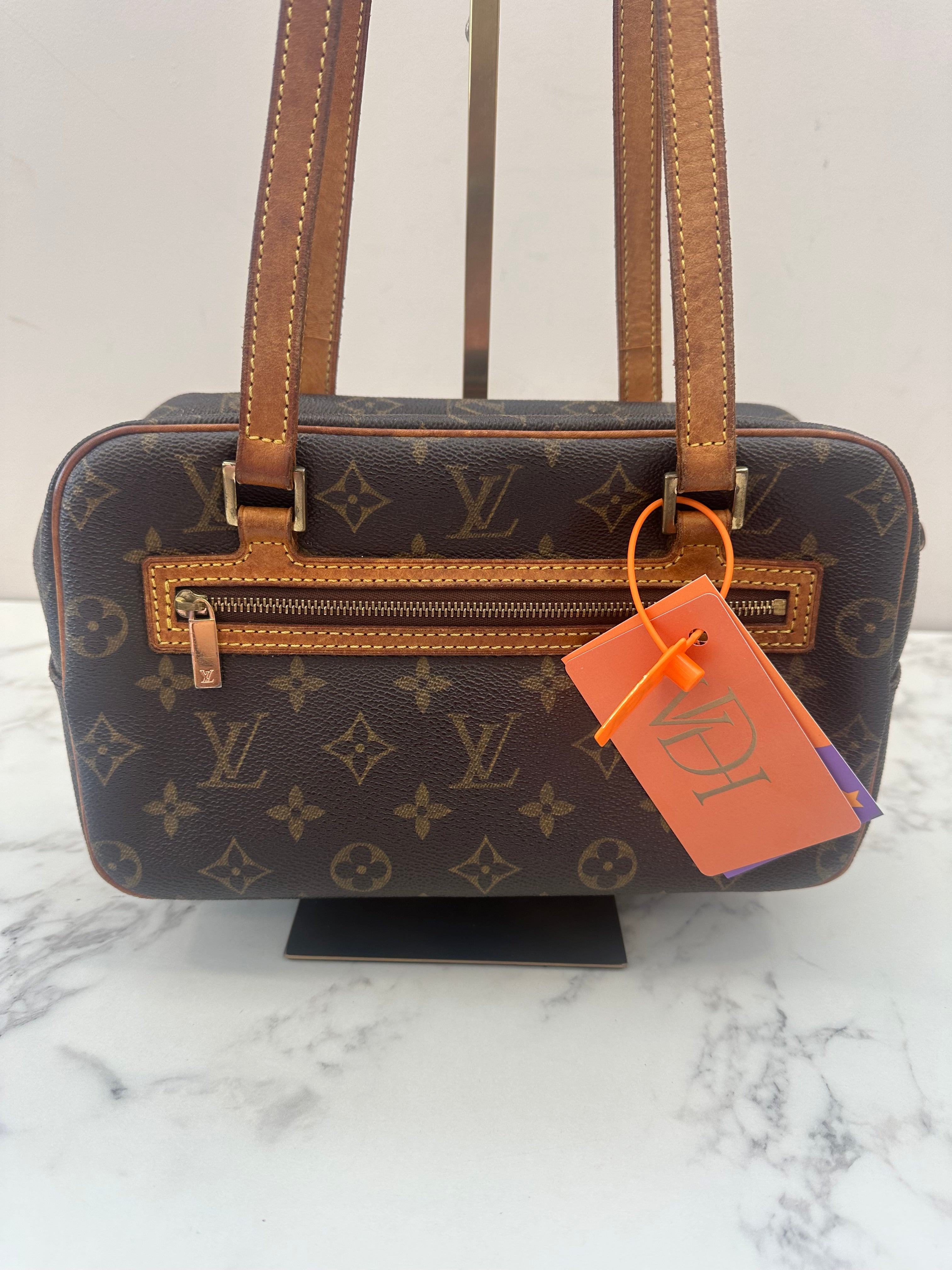 Louis Vuitton Cite MM
