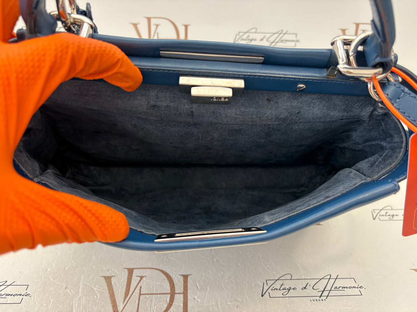 383480 - Fendi Peekaboo