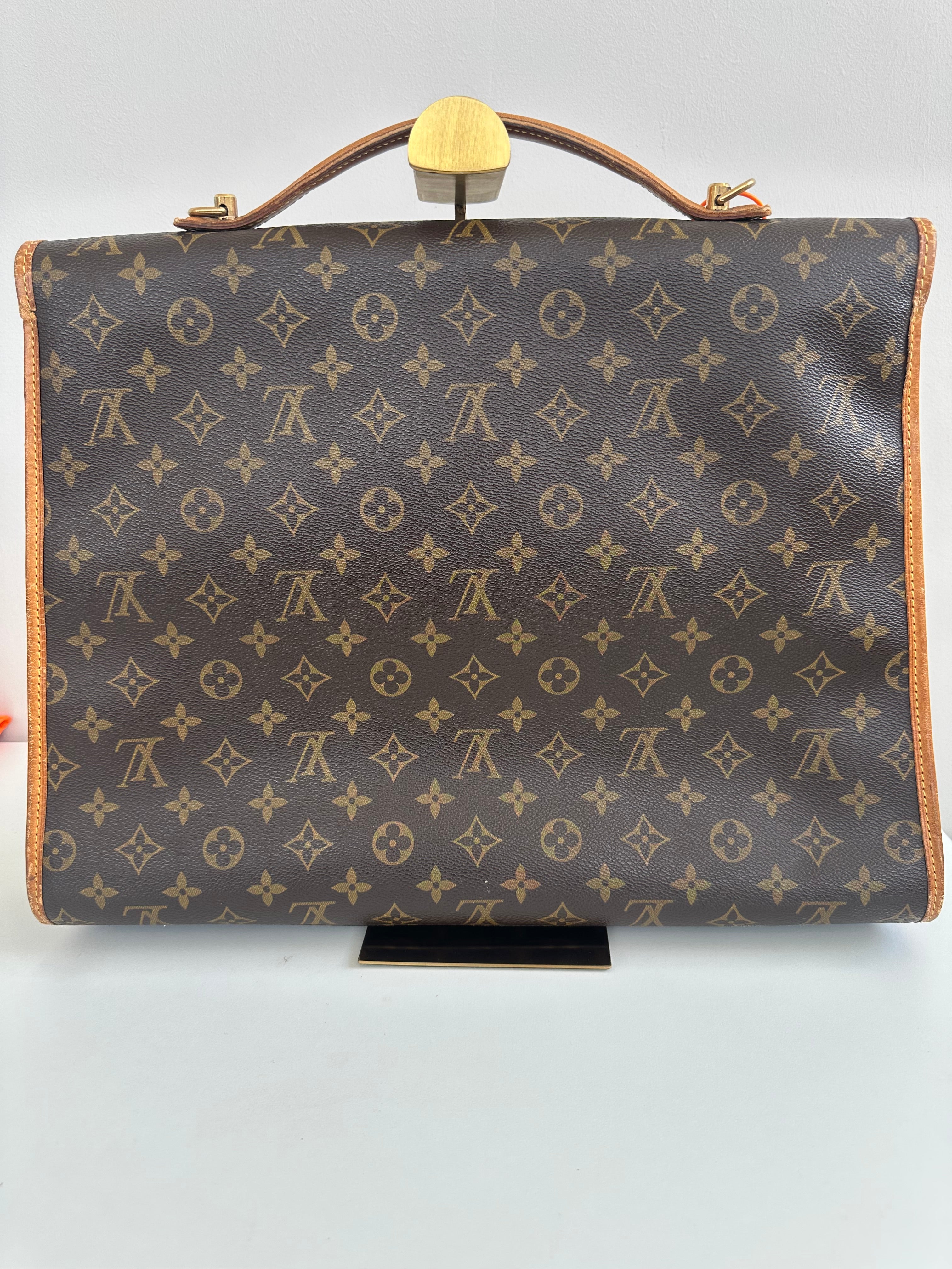Louis Vuitton Beverly Business