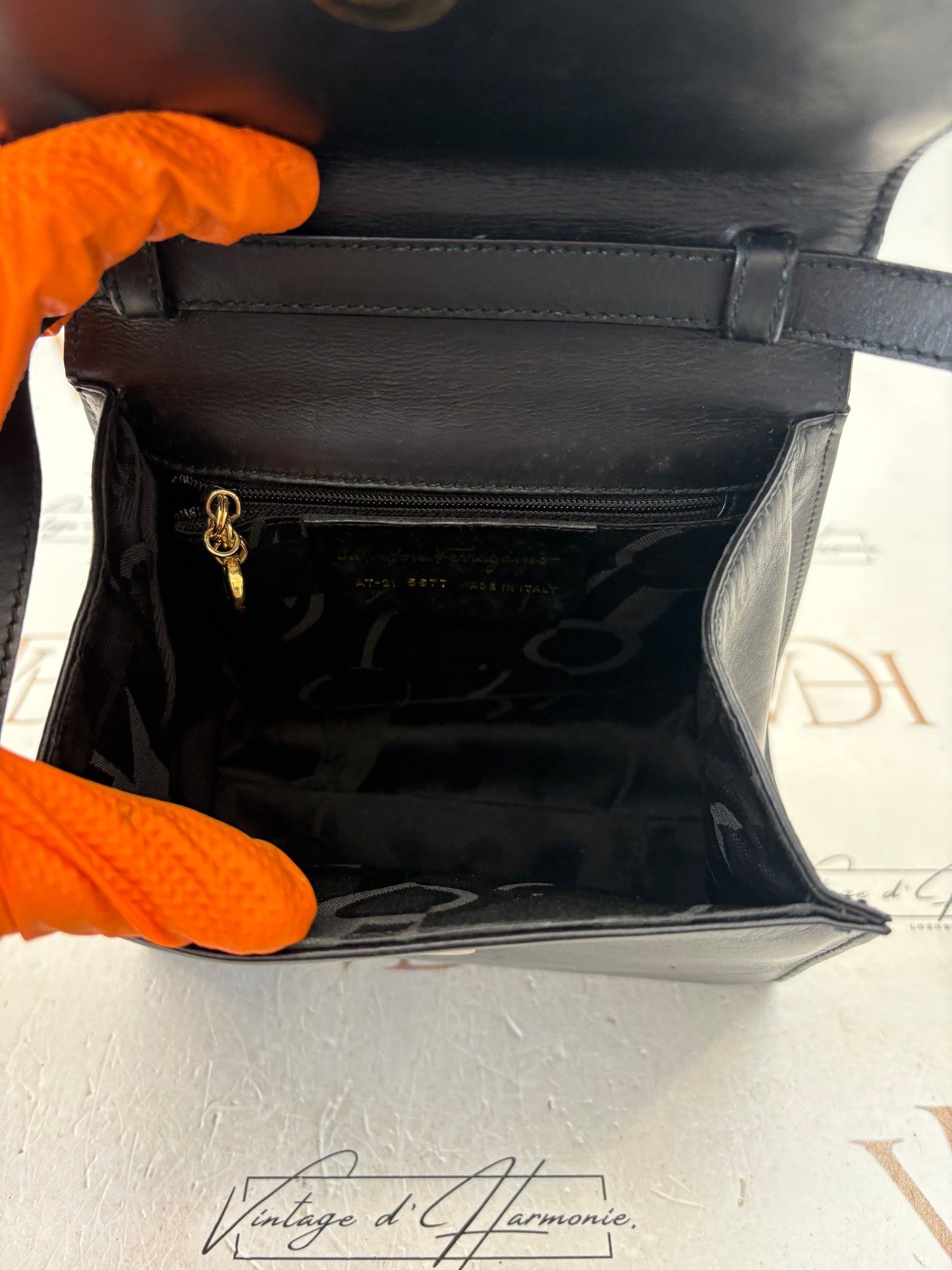 017239 - Salvatore Ferragamo Vara
