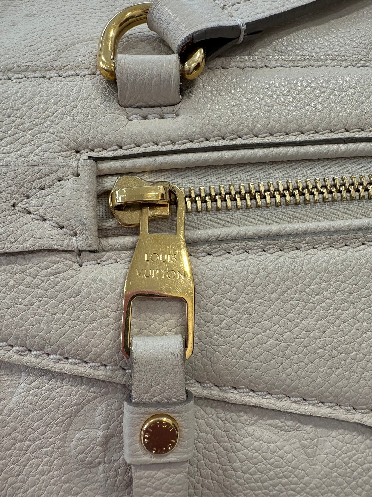 382958 - Louis Vuitton Lumineuse White