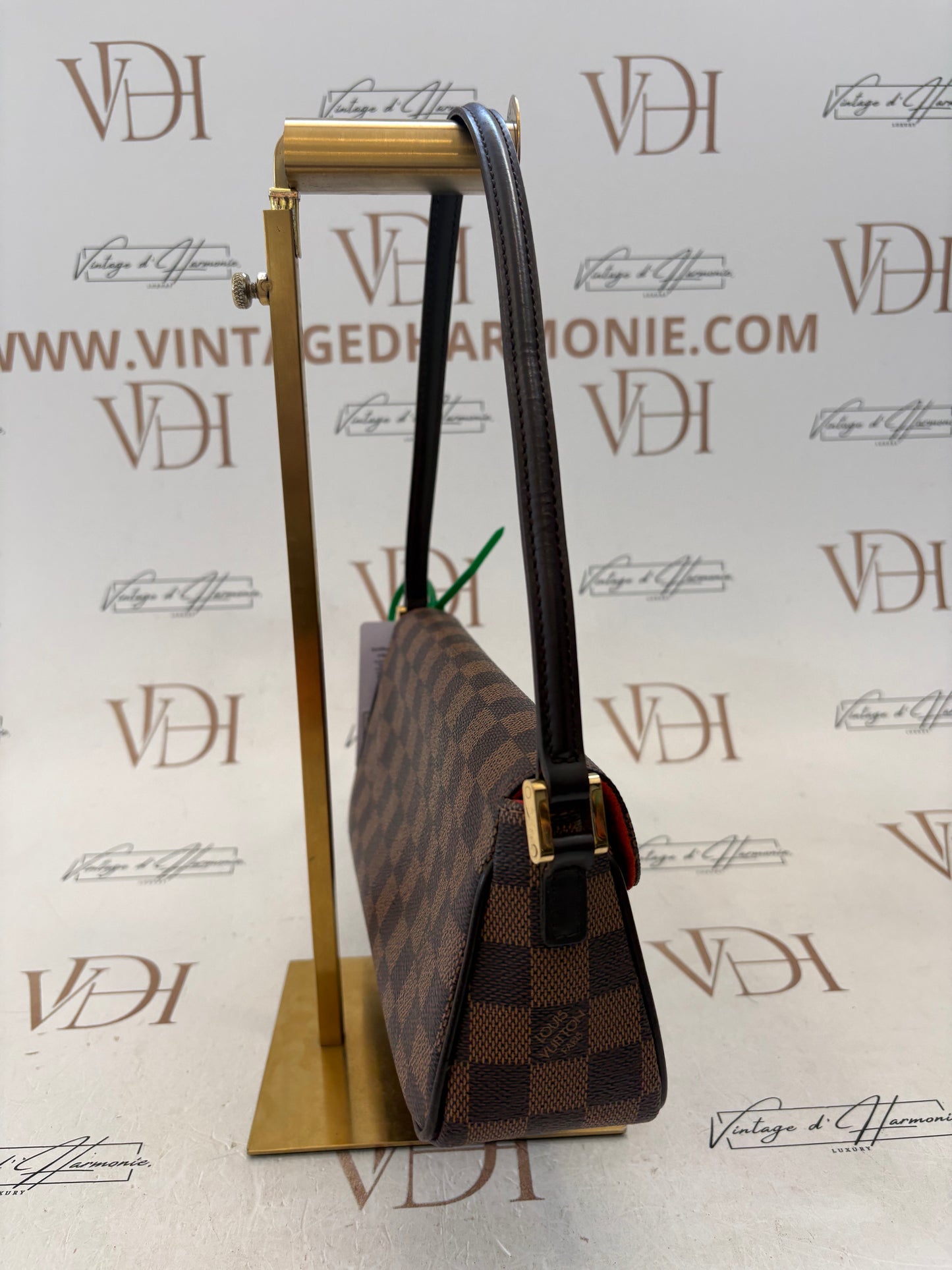 017199 - Louis Vuitton Recoleta