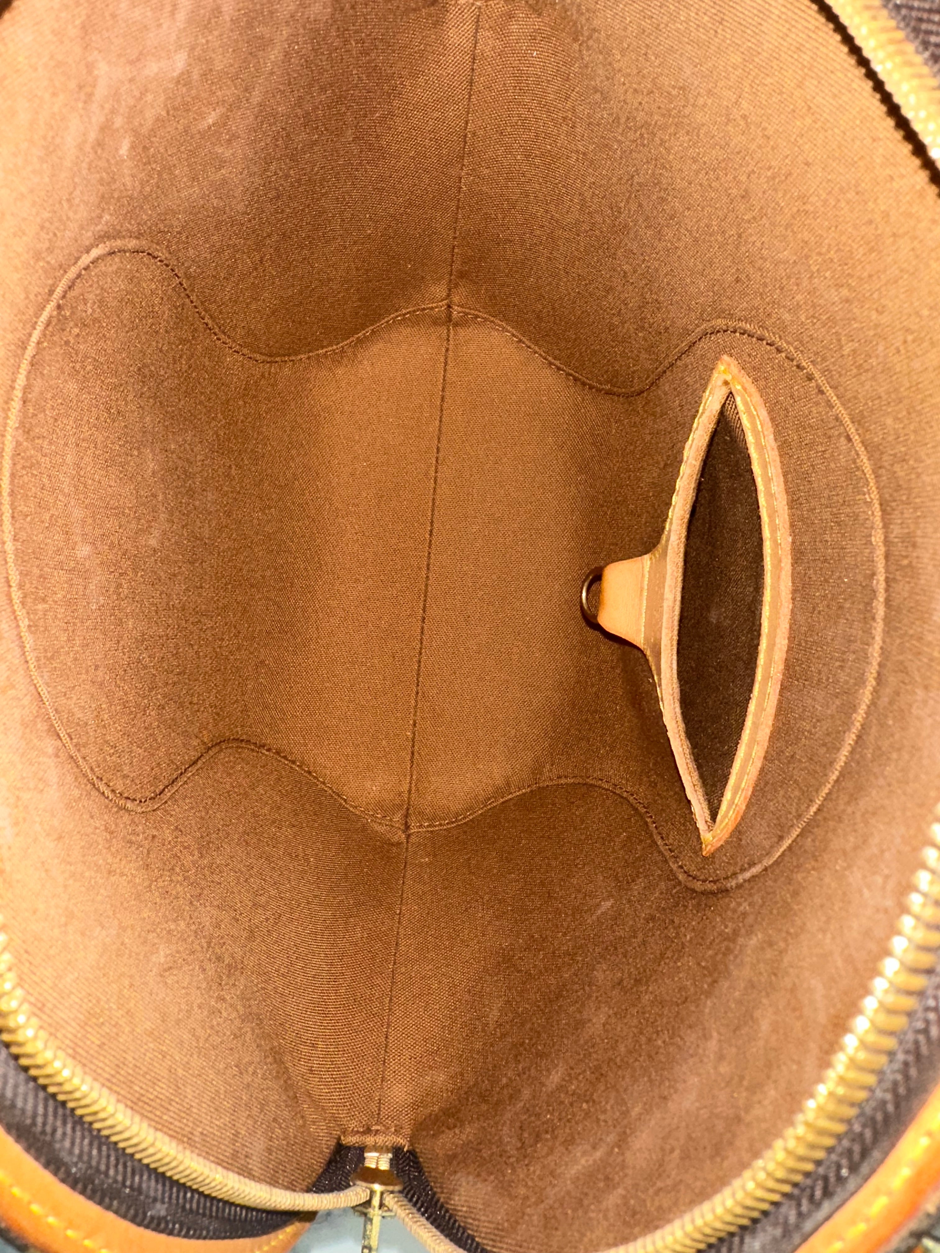 Louis Vuitton Ellipse PM