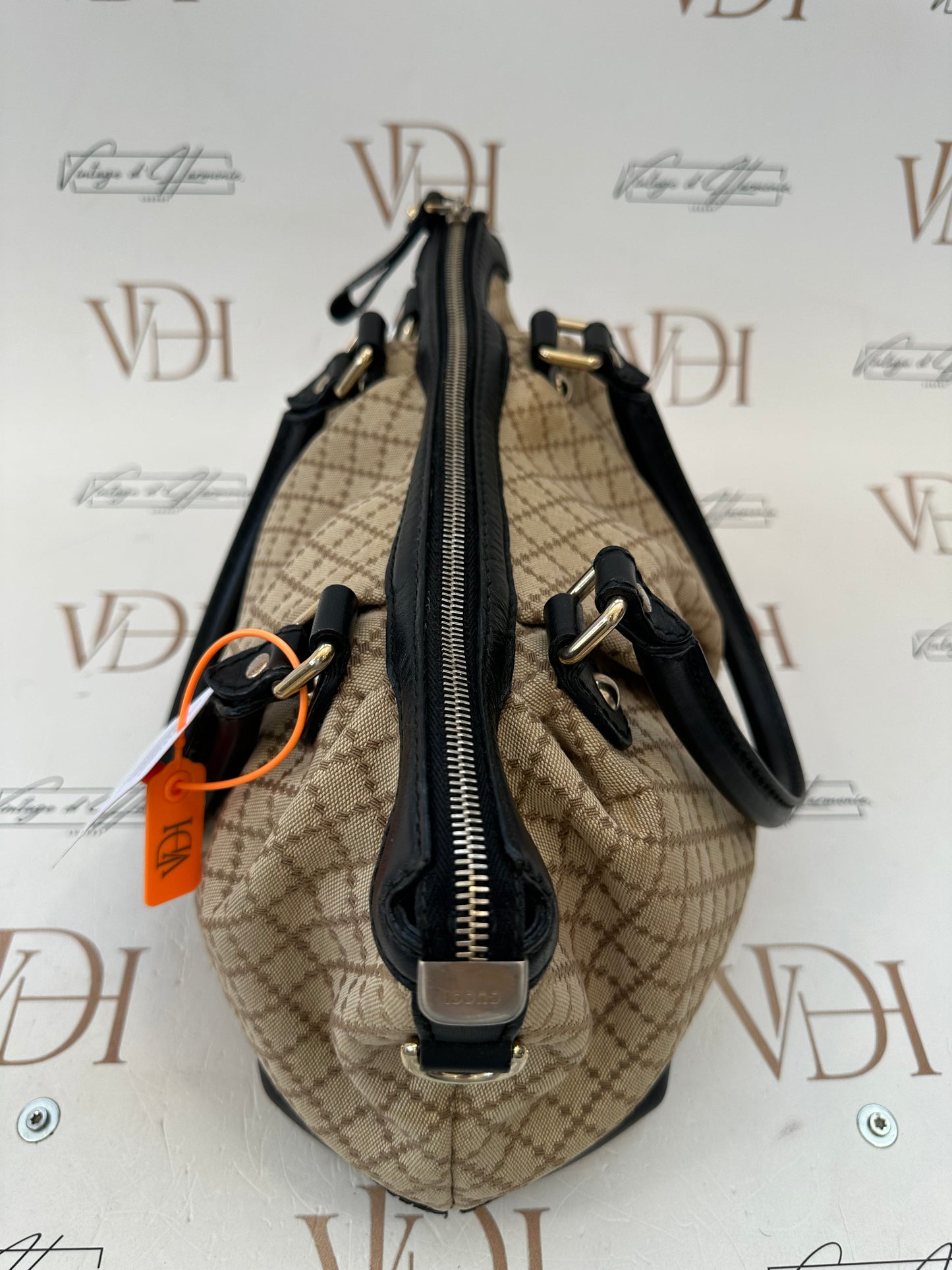 382490 - Gucci Sukey
