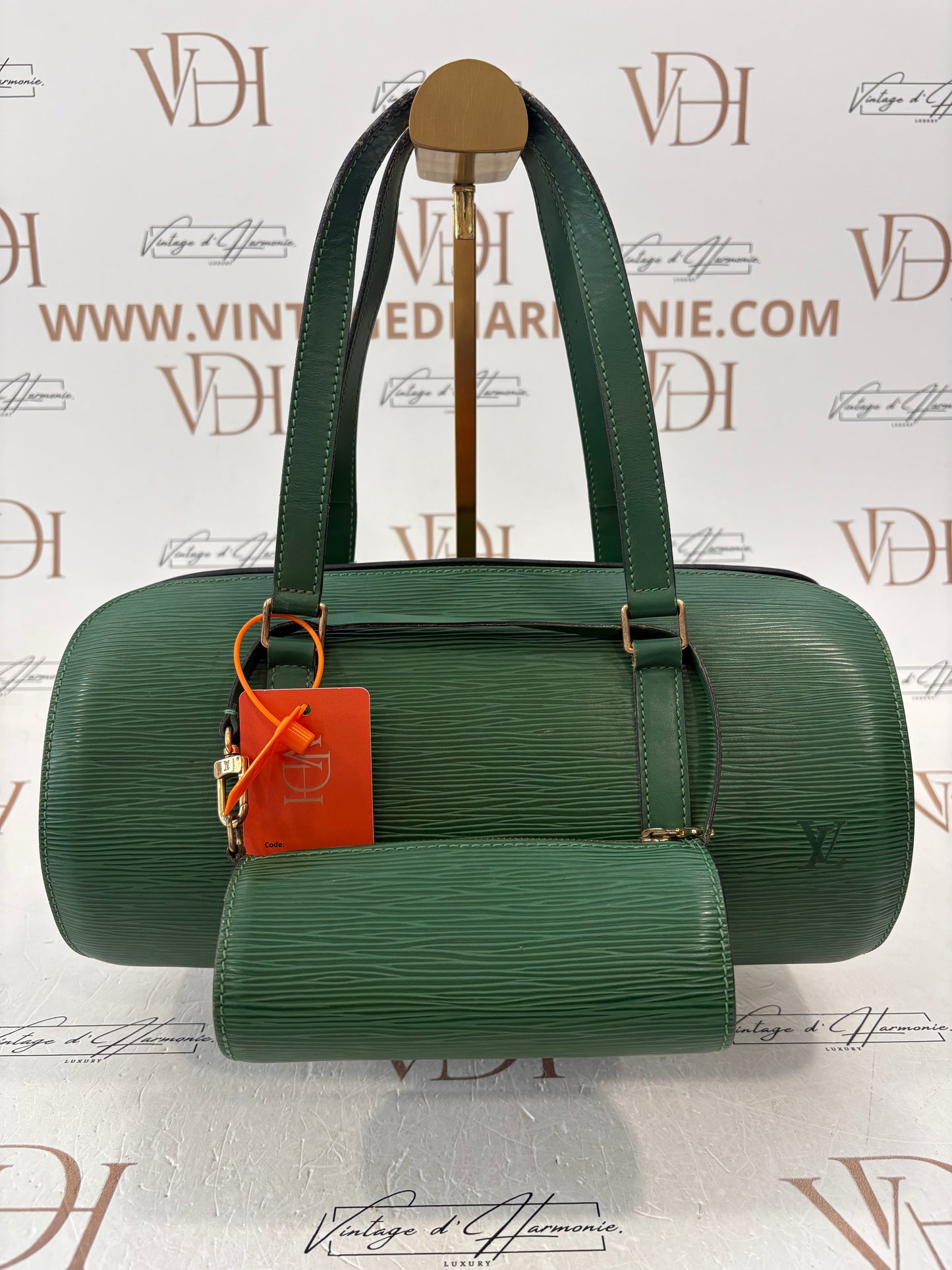 018206 - Louis Vuitton Green Epi
