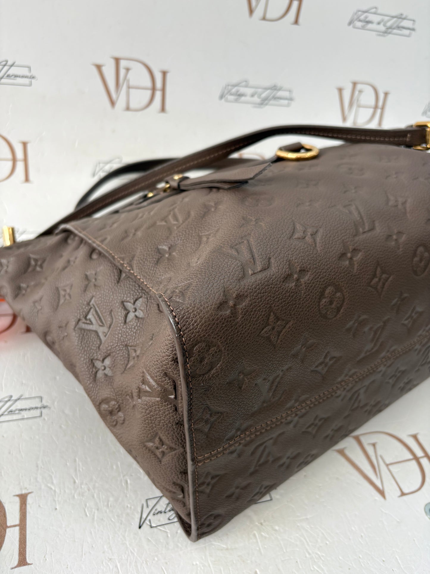 201772 - Louis Vuitton Lumineuse