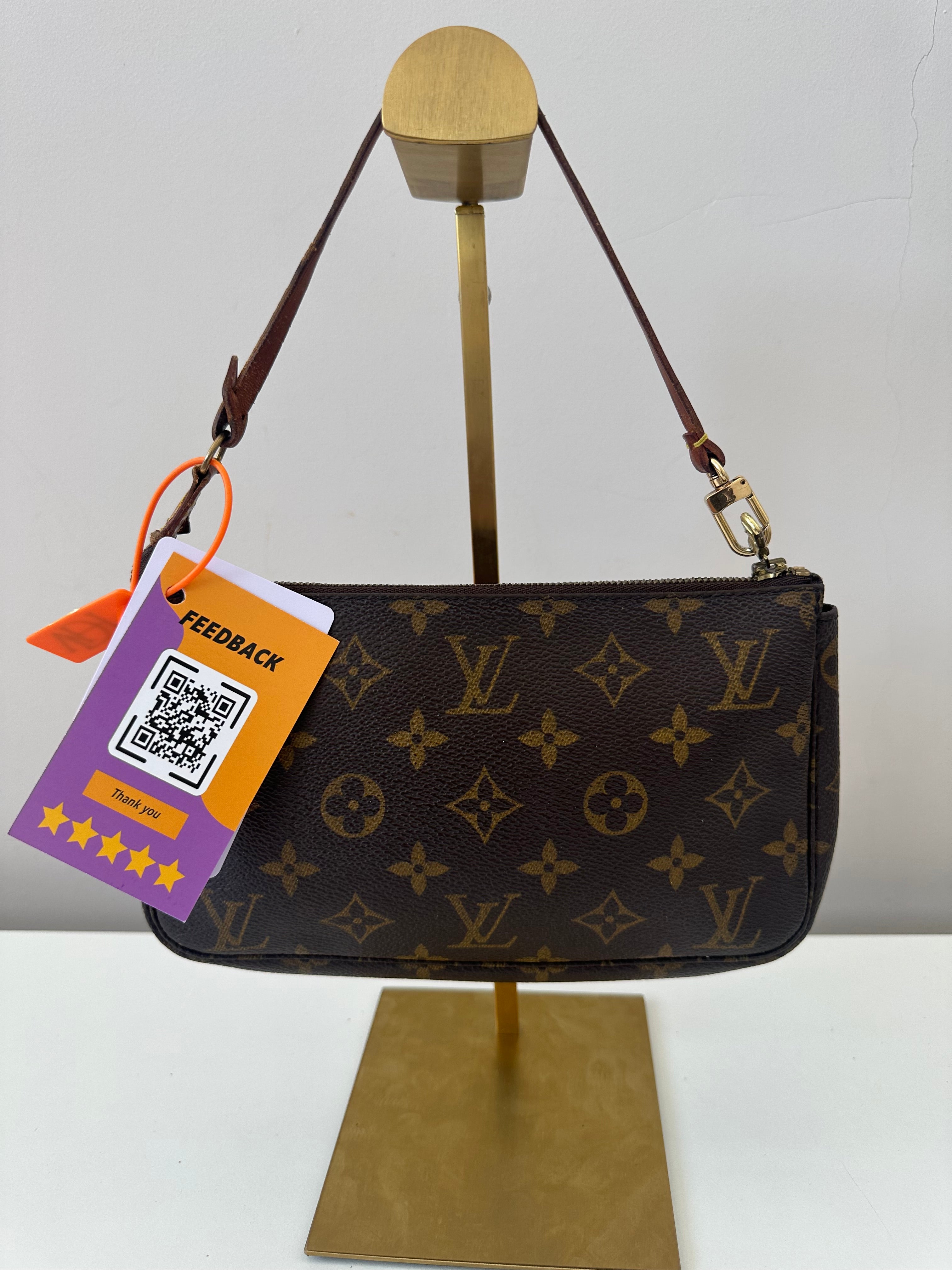 Louis Vuitton Pochette