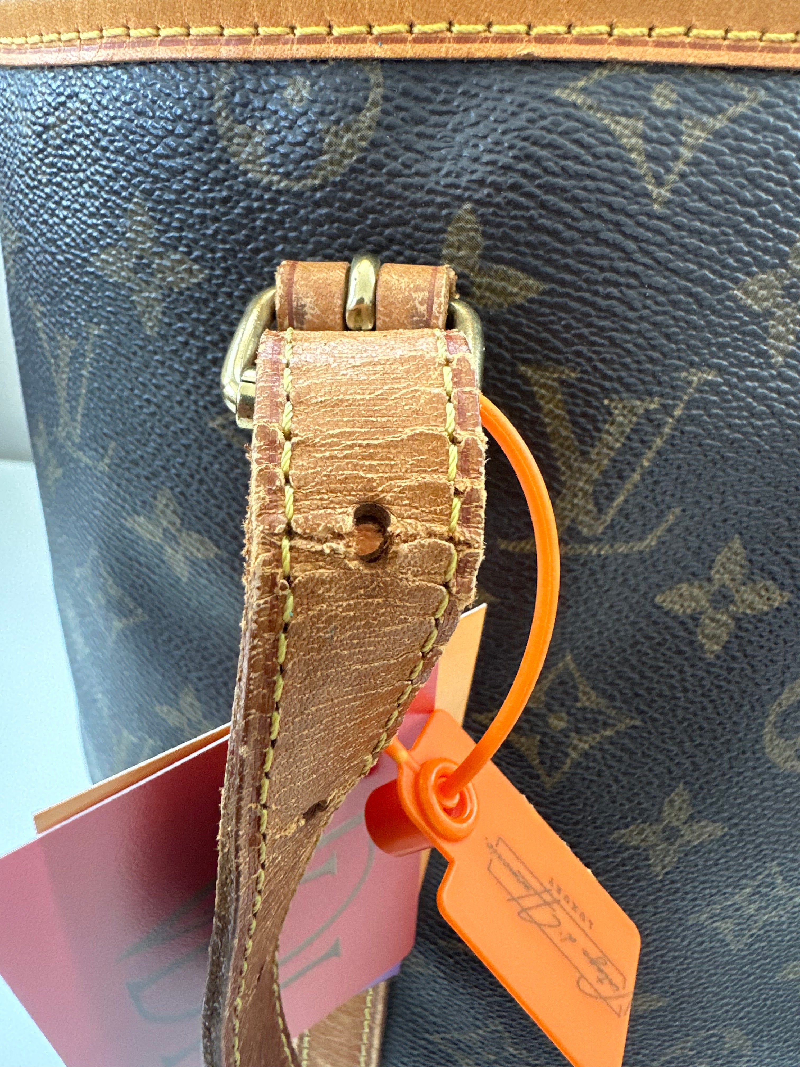 Louis Vuitton Bucket GM