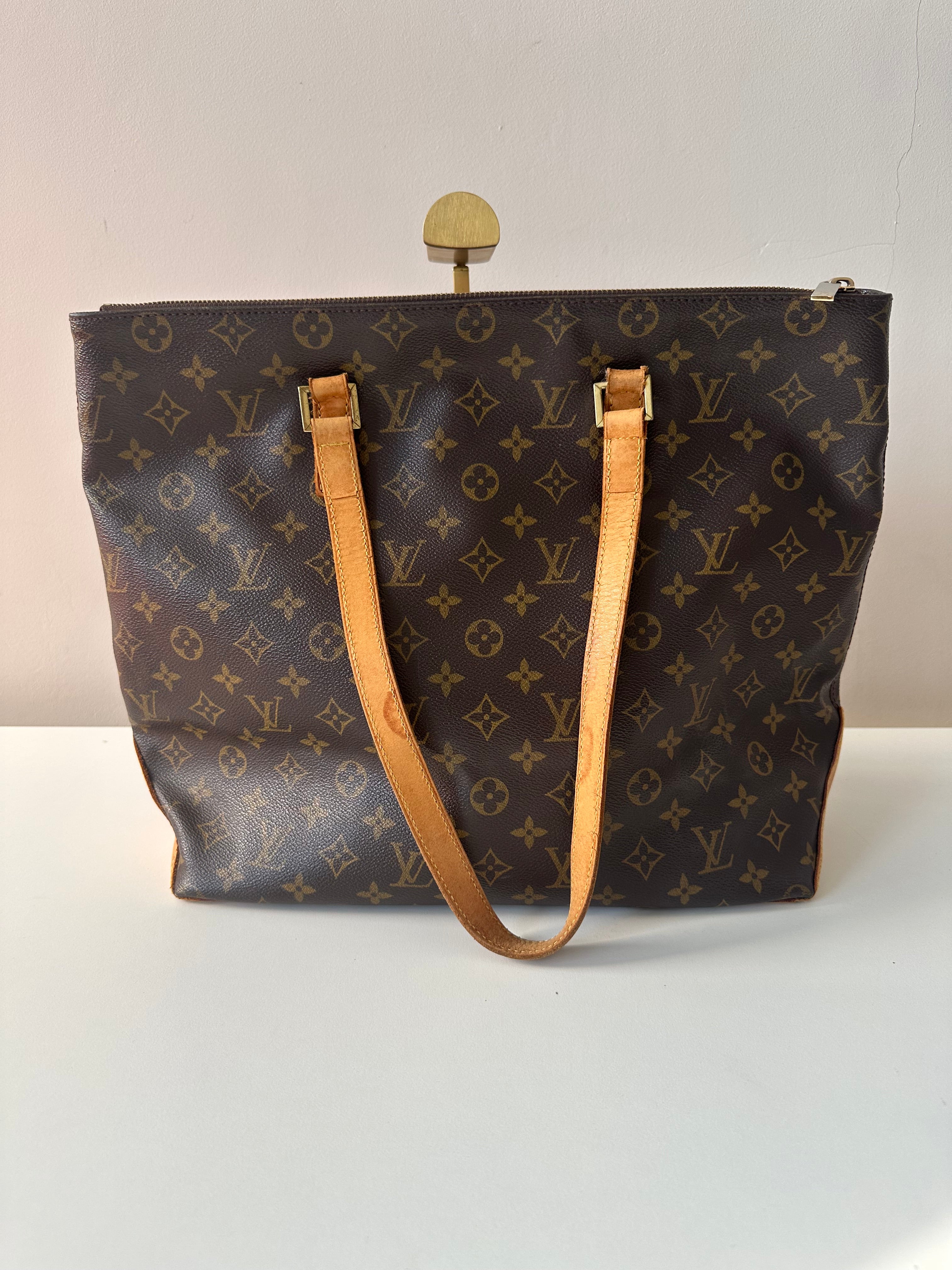 Louis Vuitton Cabas Mezzo