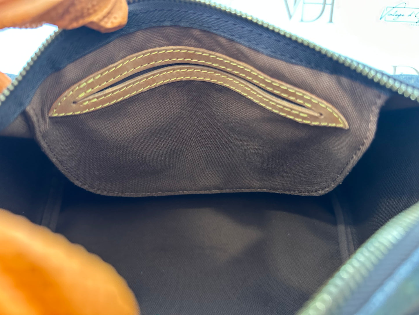 018751 - Louis Vuitton Speedy 25
