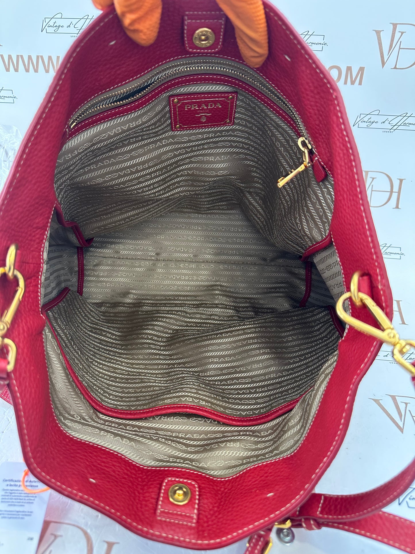 382901 - Prada Tote