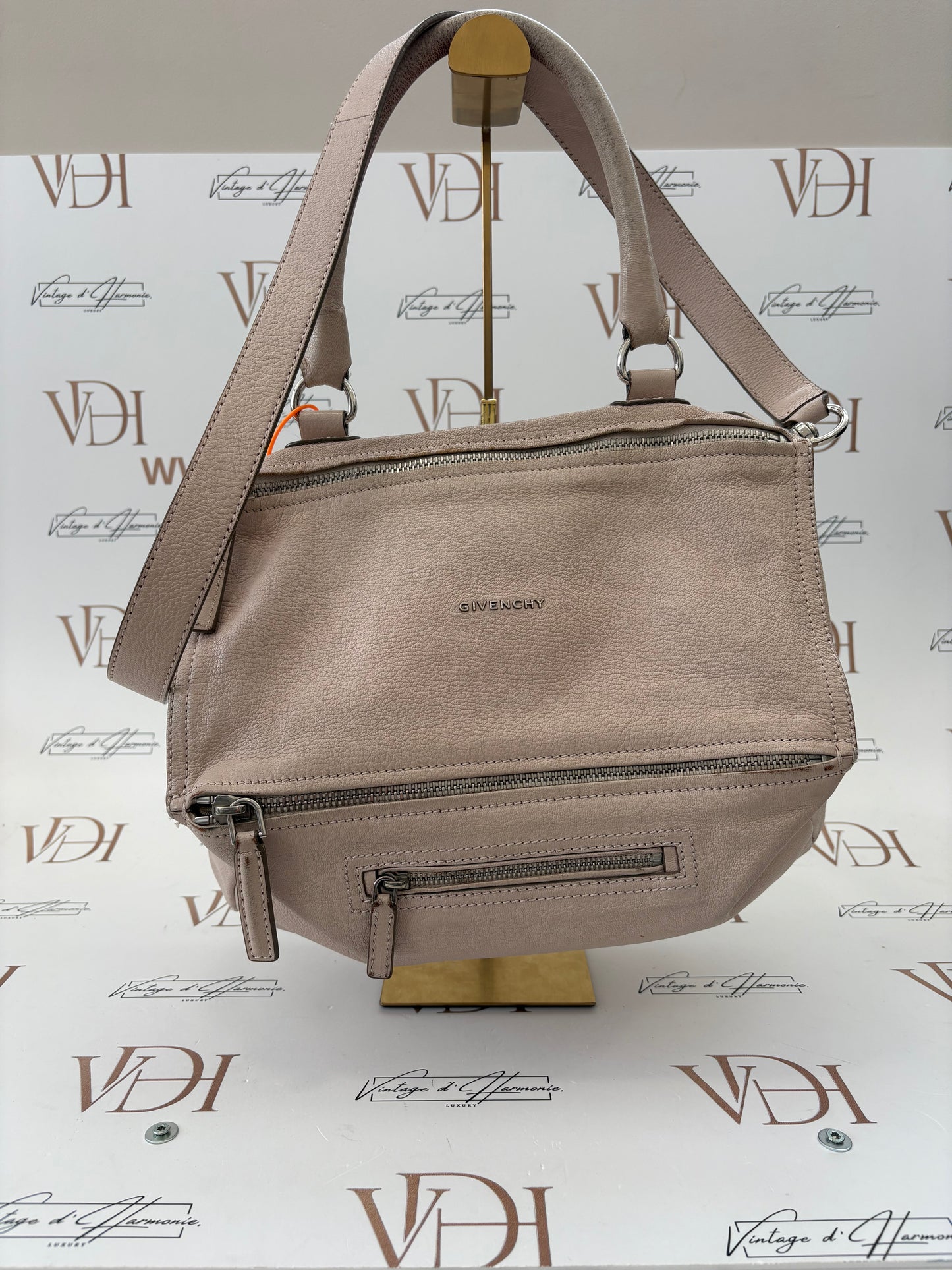 384264 - Givenchy Pandora