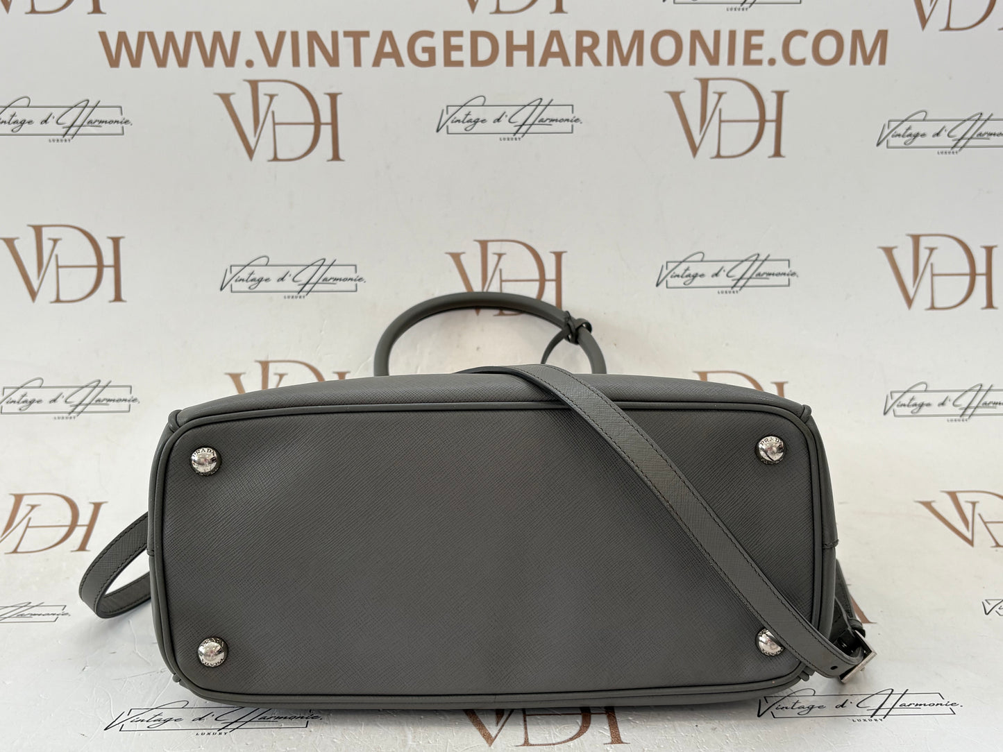 201616 - Prada Galleria Grey