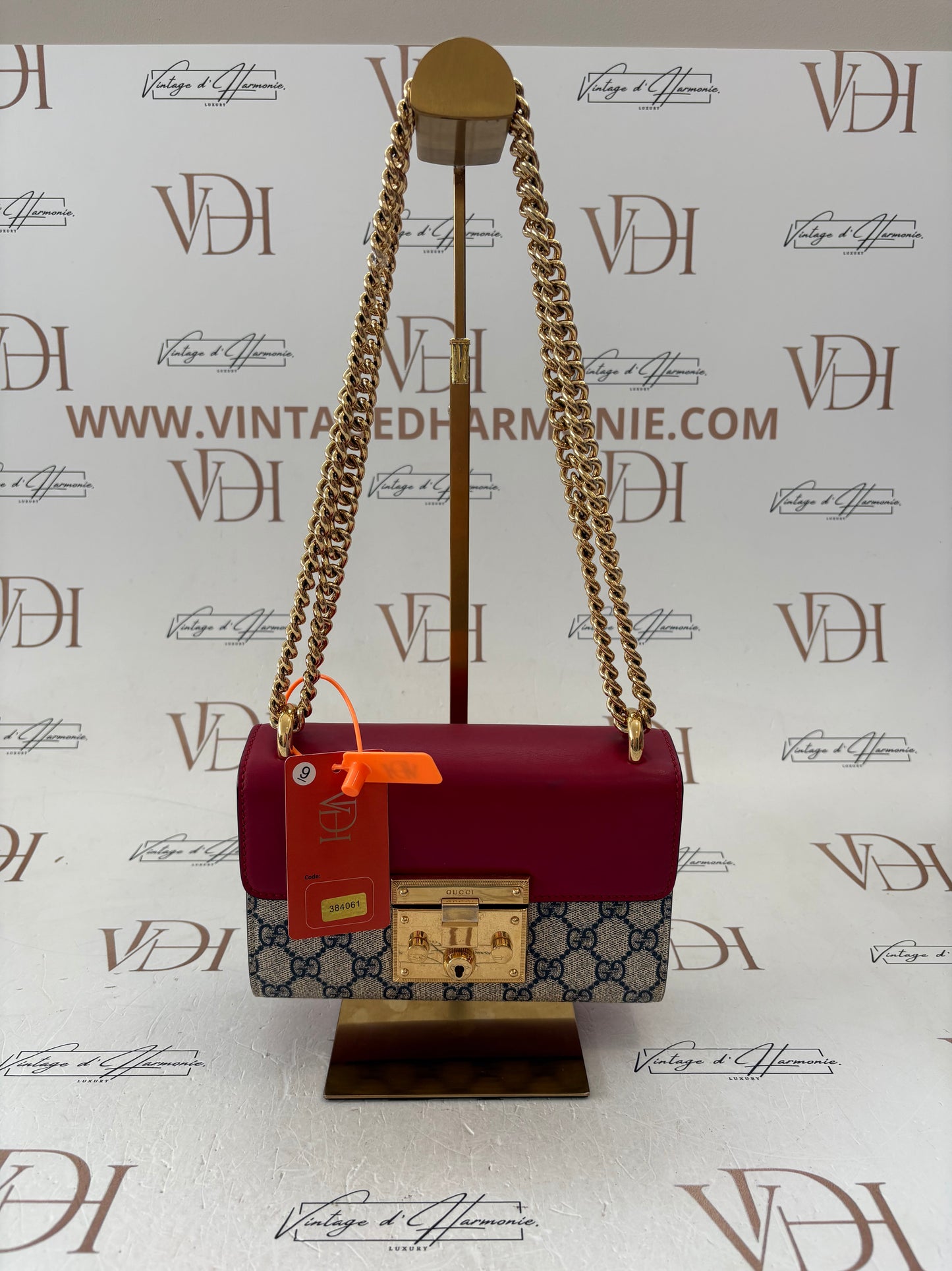 384061 - Gucci Padlock