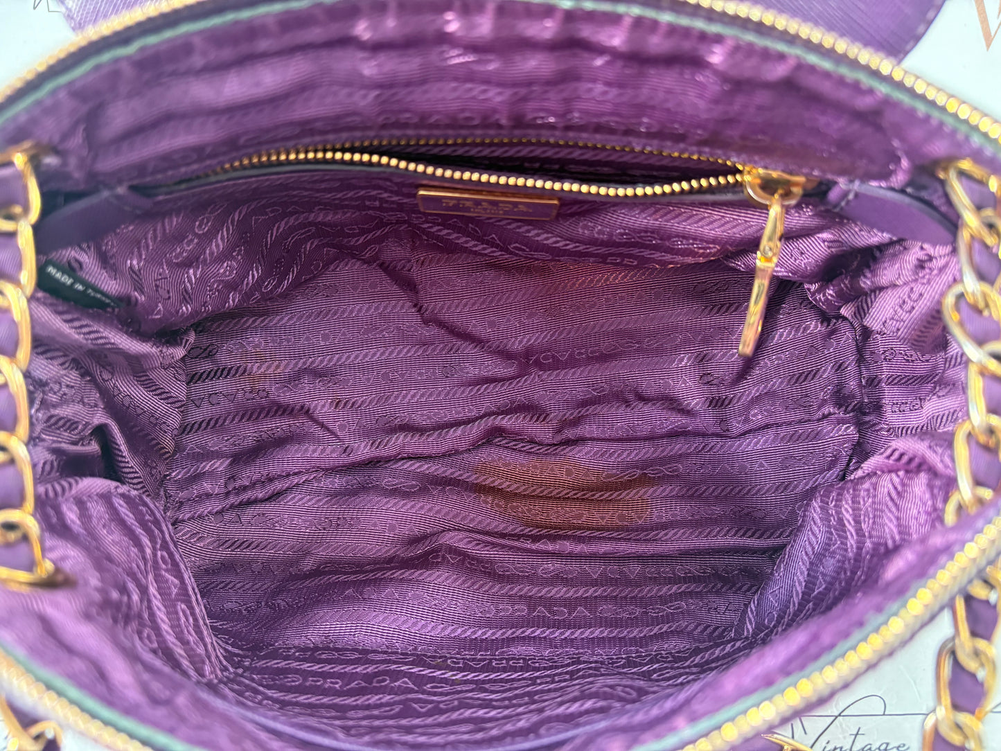 383868 - Prada Purple