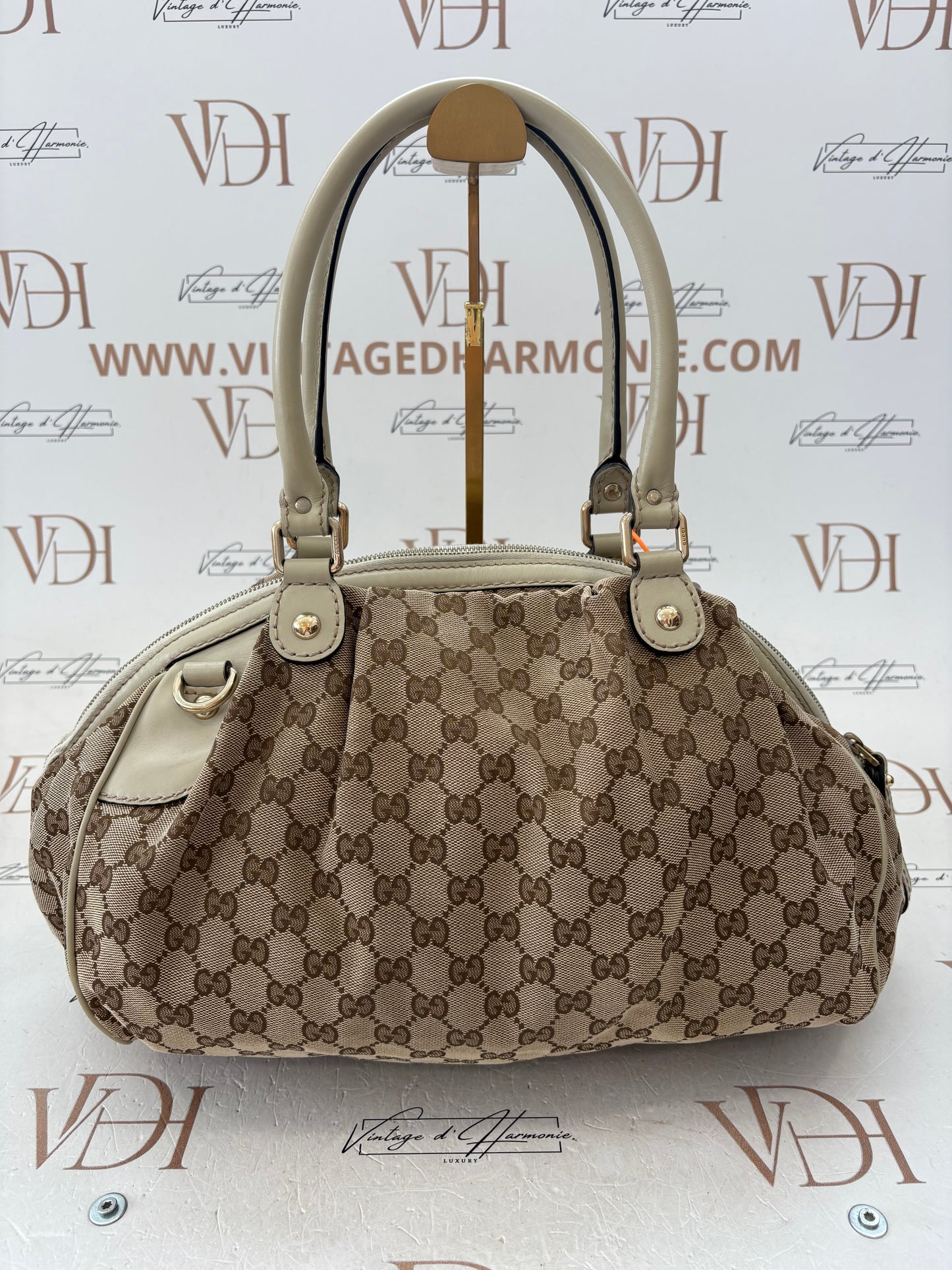 201052 - Gucci Sukey