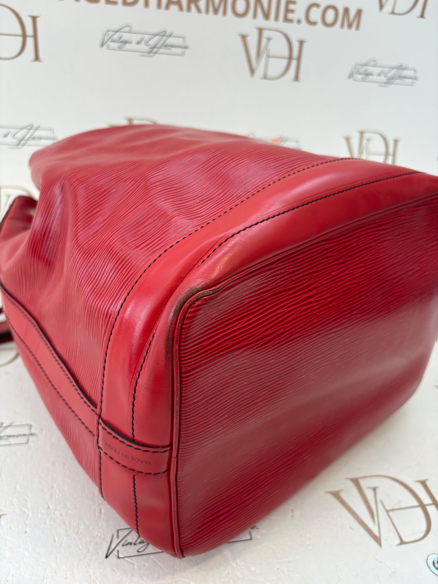016957 - Louis Vuitton Noé Epi
