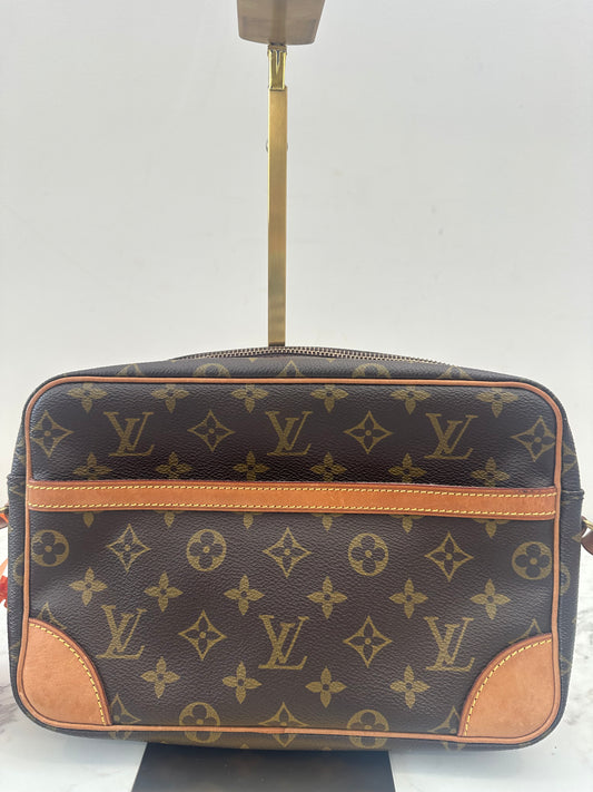 Louis Vuitton Trocadero 27