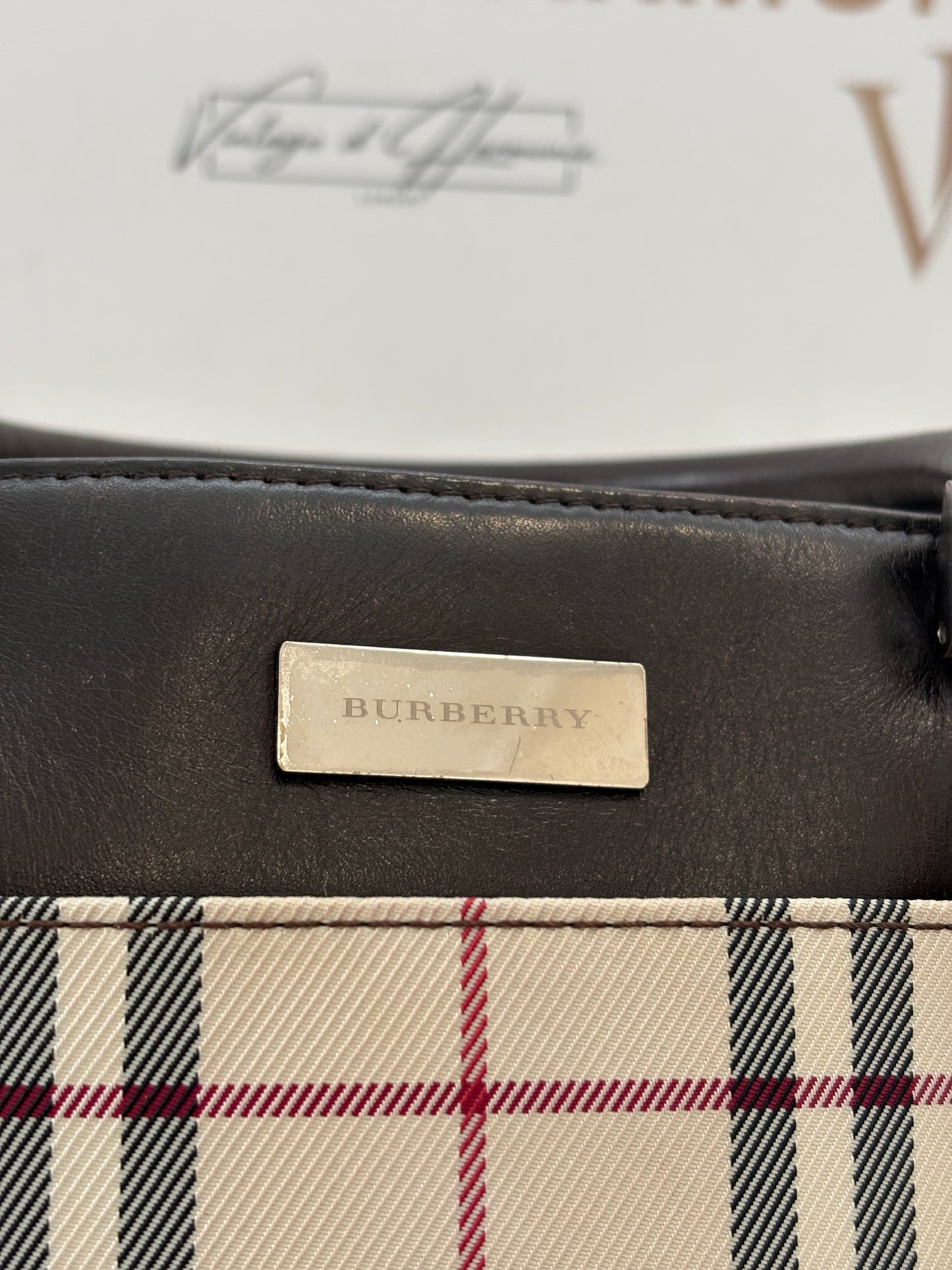 017640 - Burberry Beige Canvas
