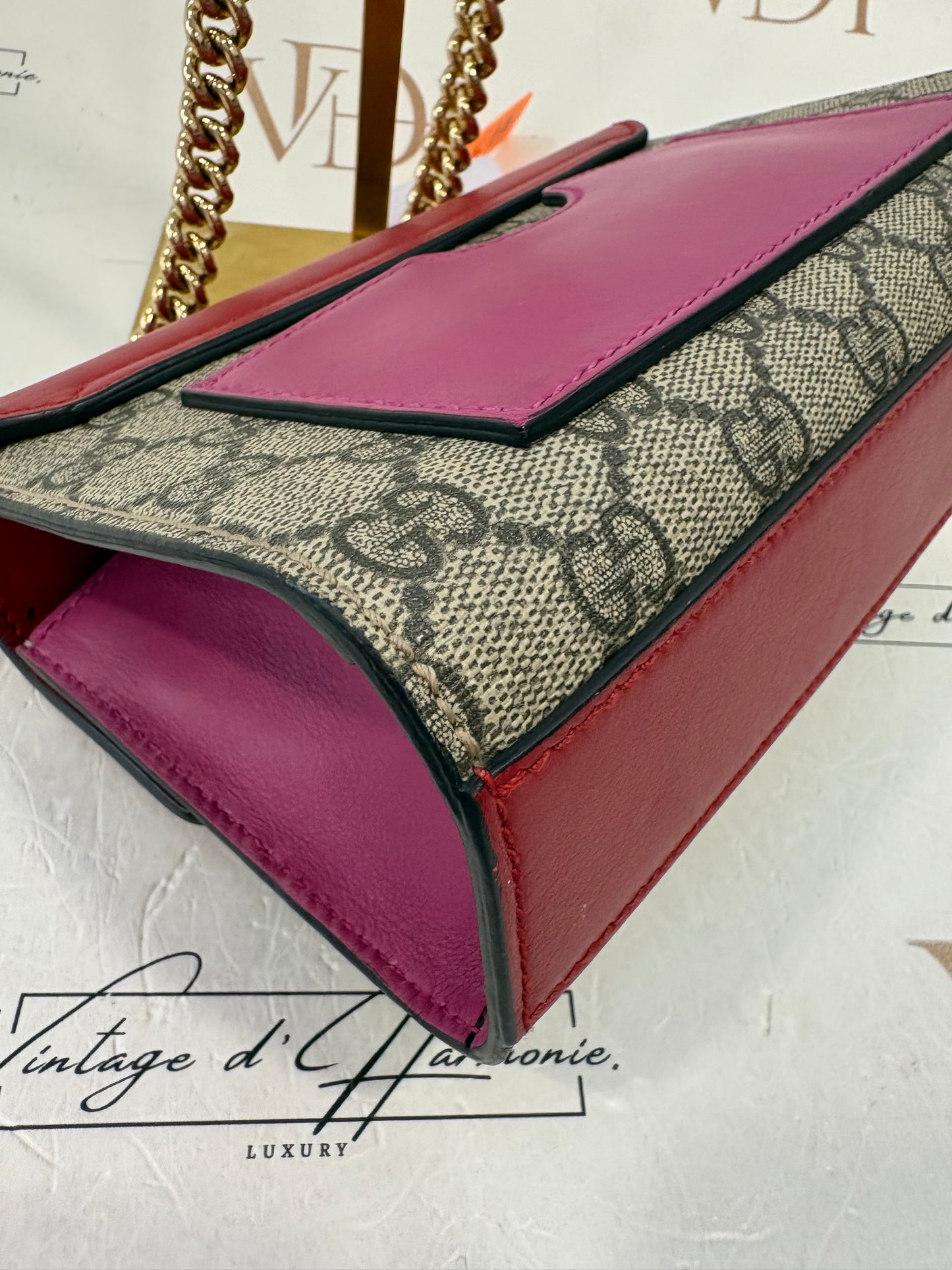 383228 - Gucci Padlock
