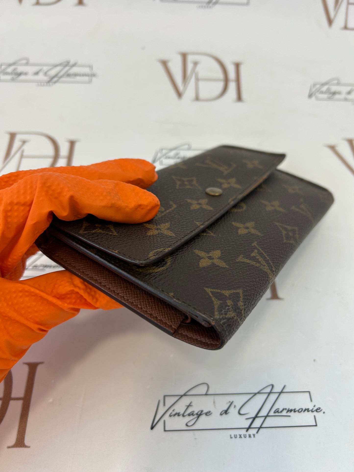 LV Wallet 017337