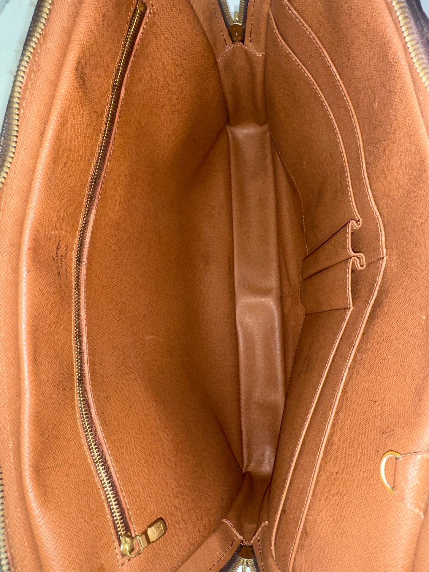 Louis Vuitton Porte Documents Voyage
