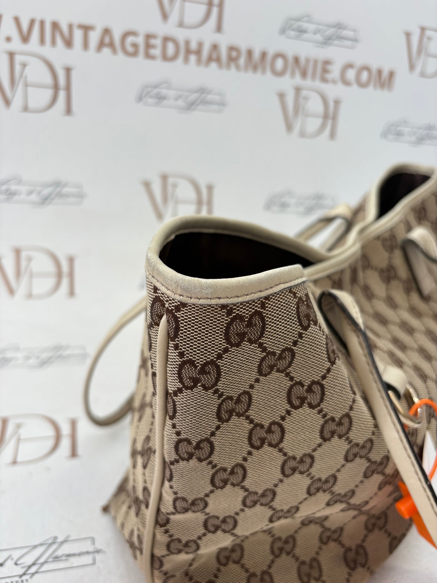 018192 - Gucci Tote Horizontal