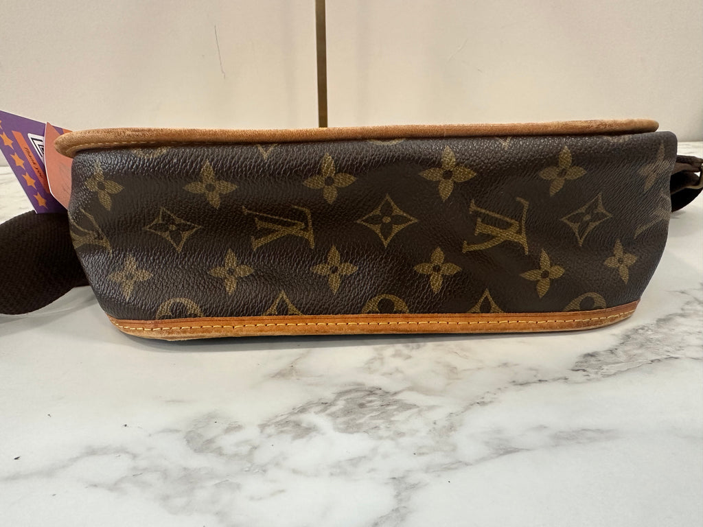 Louis Vuitton Messenger Bosphore