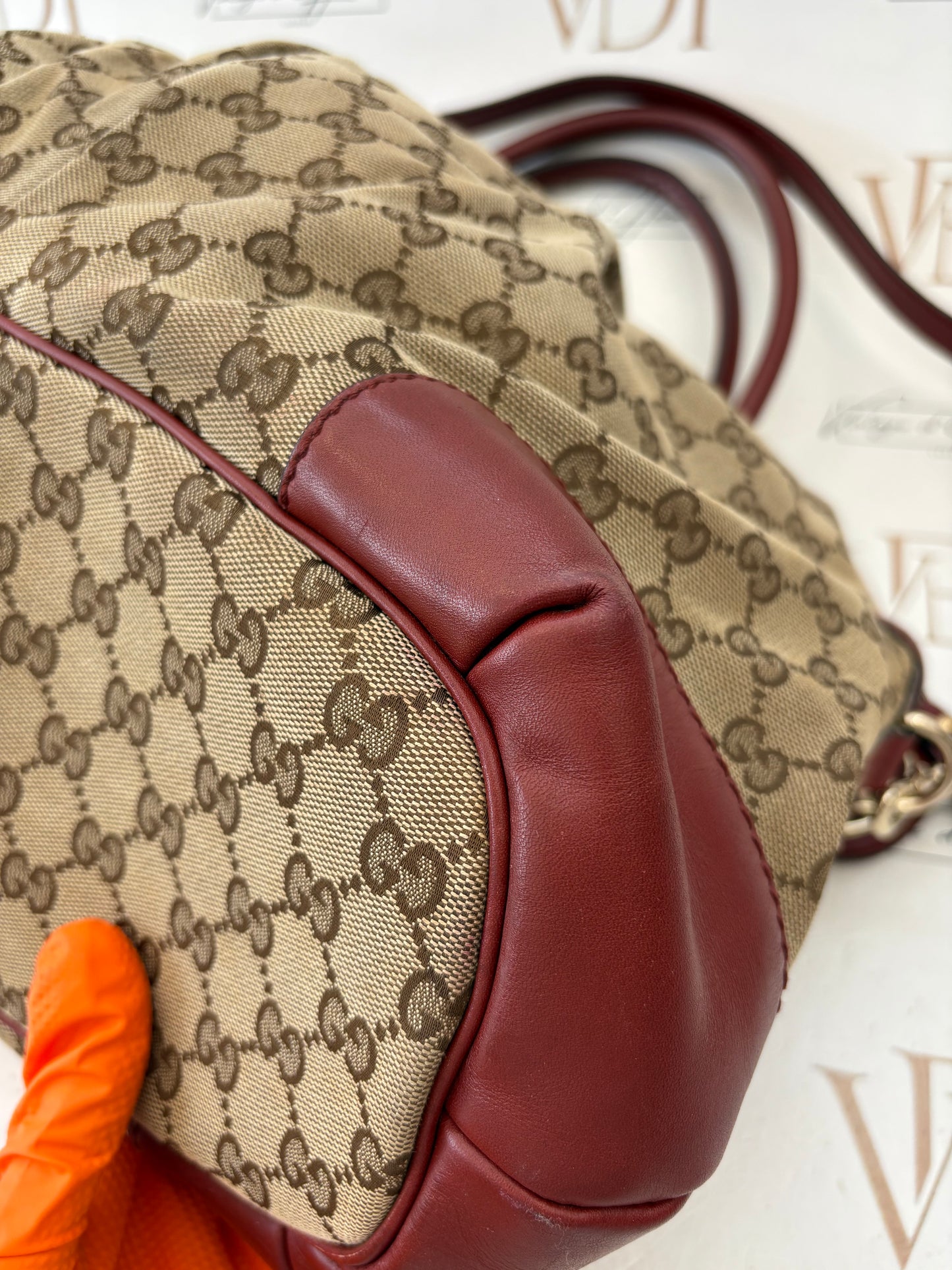 383800 - Gucci Sukey