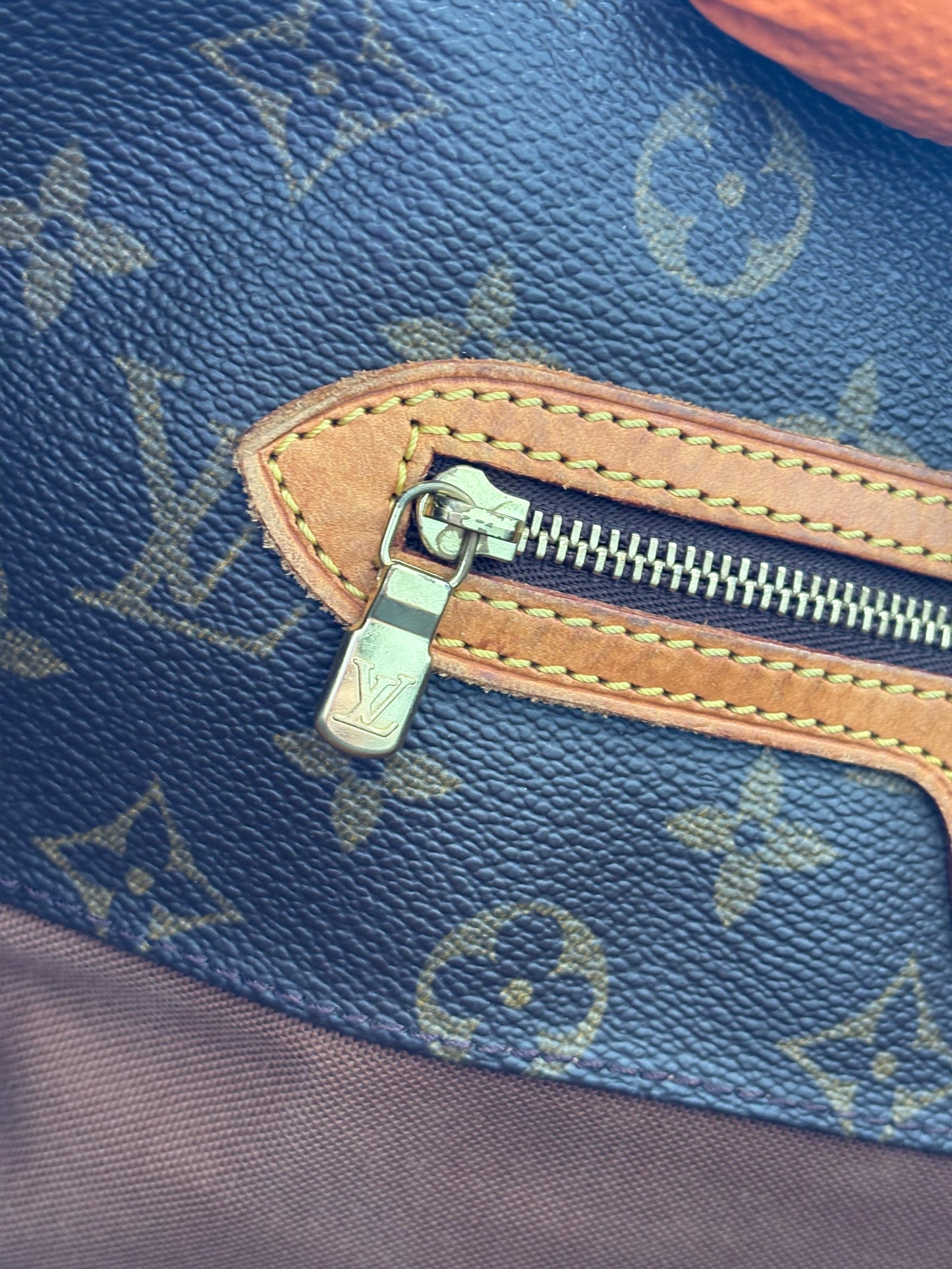 018280 - Louis Vuitton Sac Shopping