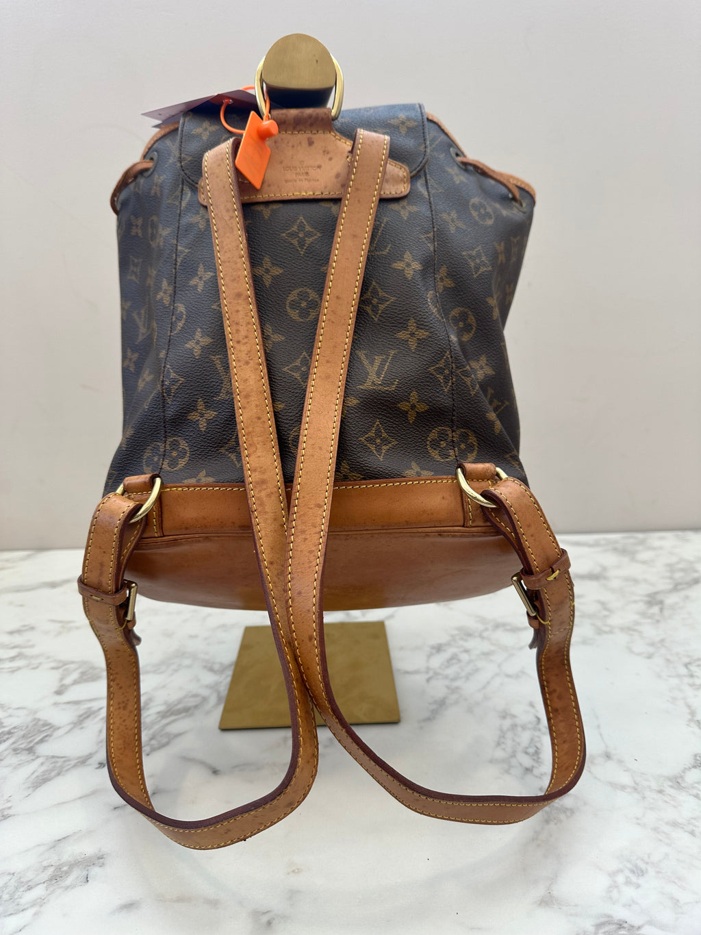 Louis Vuitton Montsouris MM