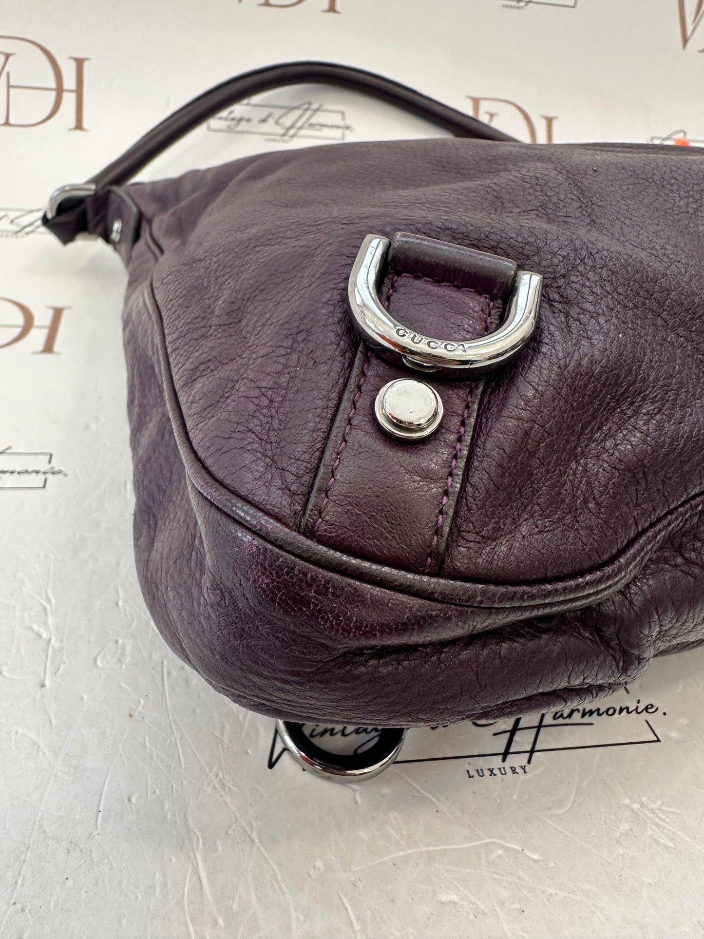 382387 - Gucci Abbey
