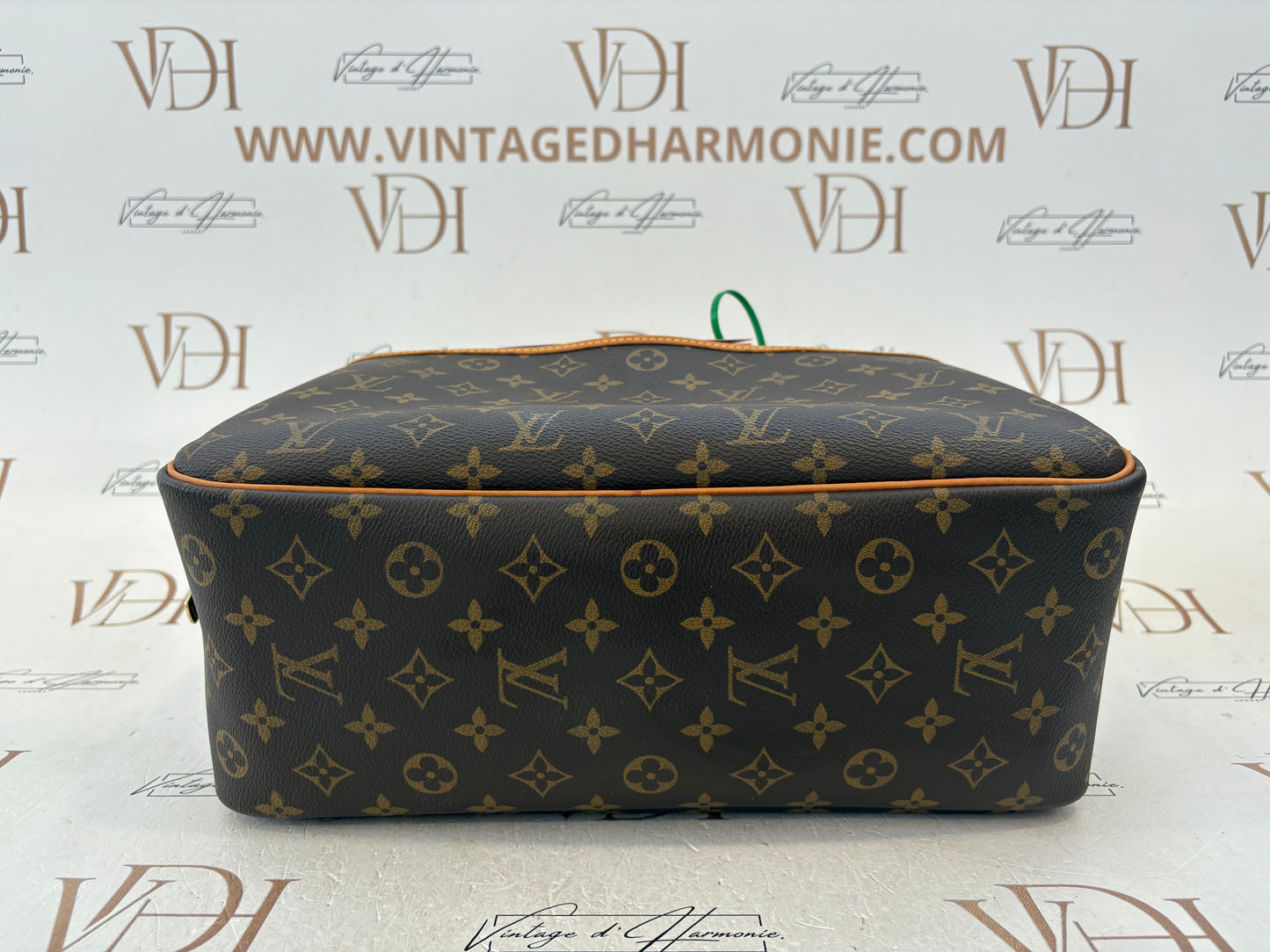 017132 - Louis Vuitton Deauville