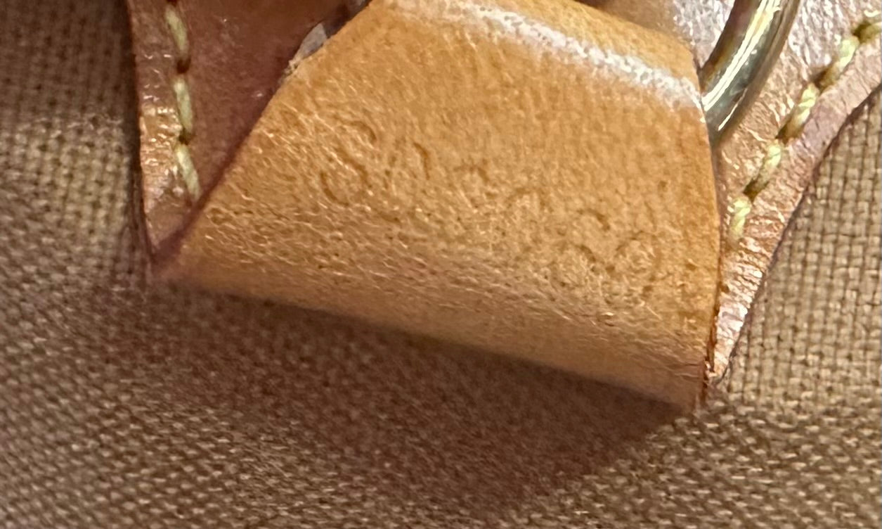 Louis Vuitton Ellipse MM